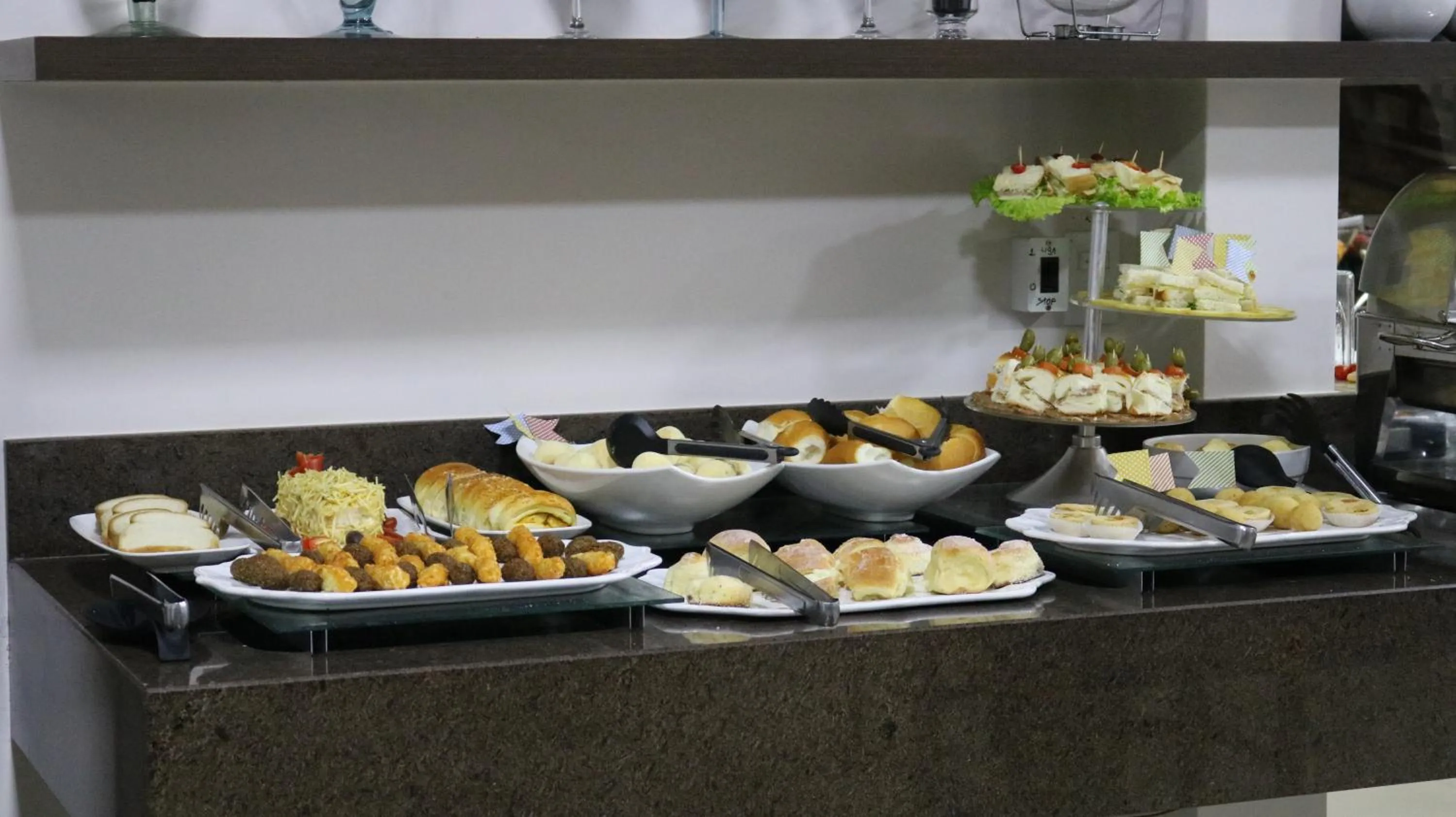 Restaurant/places to eat in Café Palace Hotel