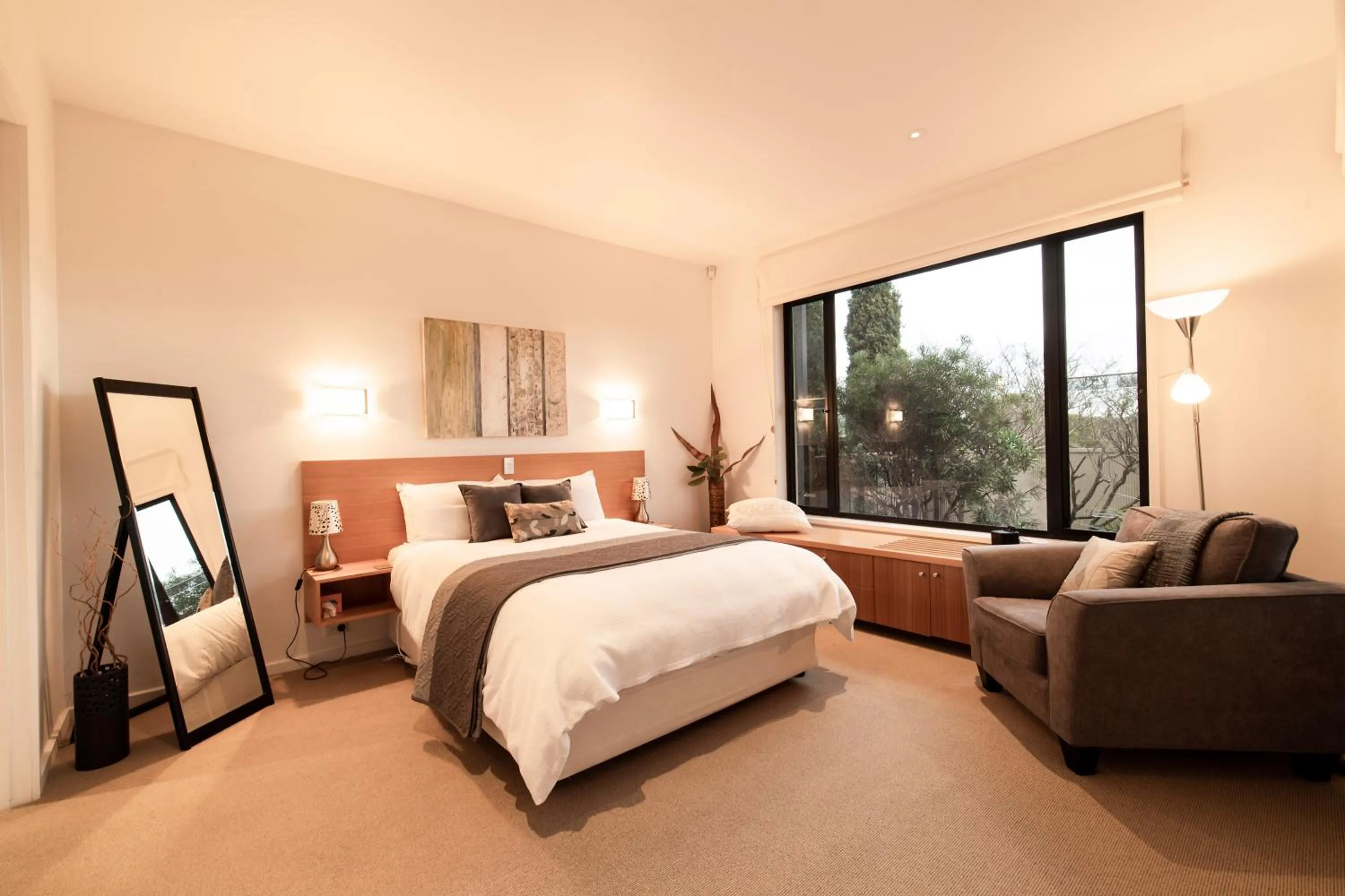 Bedroom, Bed in Hilltop Apartments Phillip Island