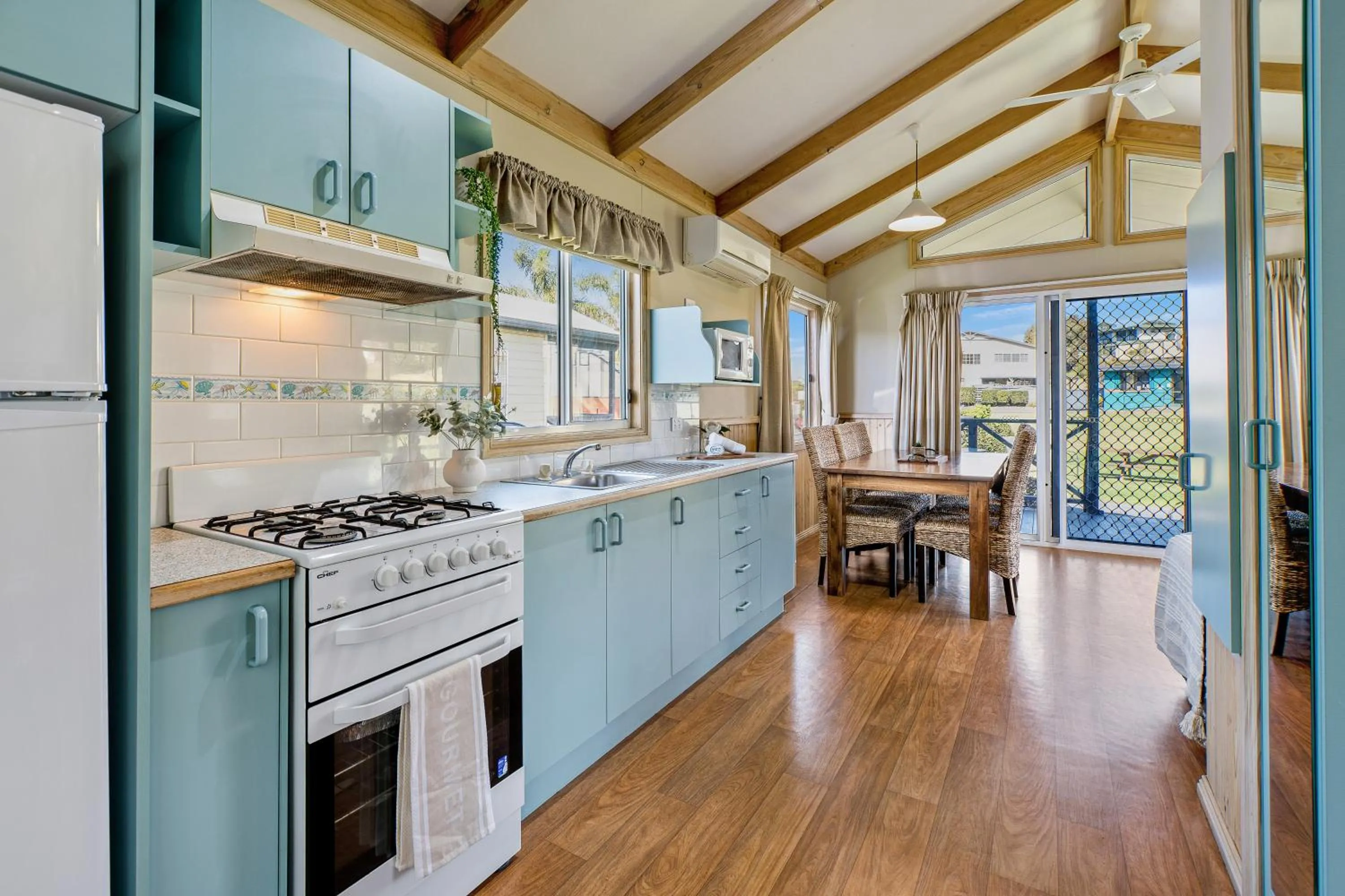 Kitchen or kitchenette in Tasman Holiday Parks - Merimbula