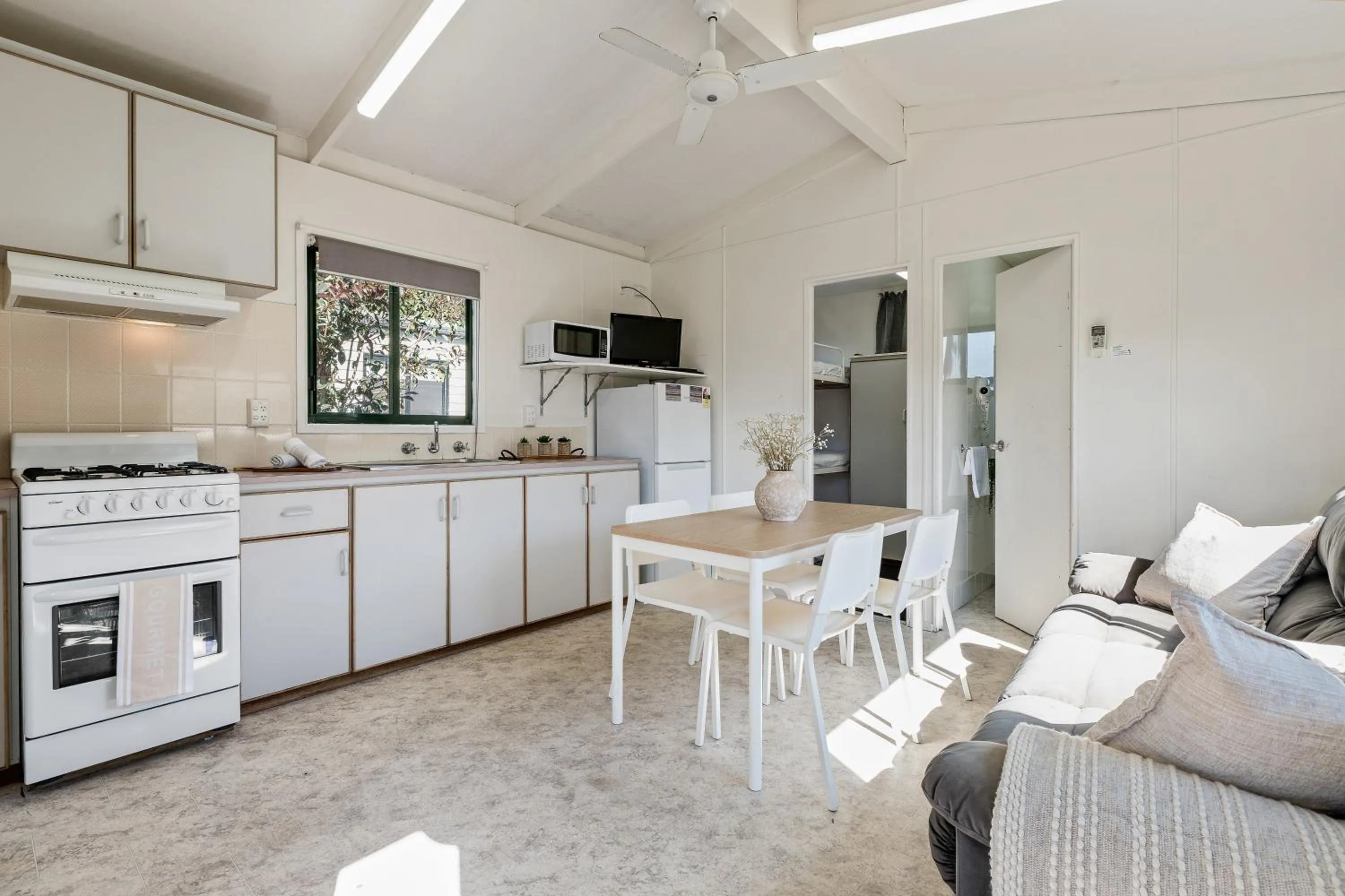 Kitchen or kitchenette in Tasman Holiday Parks - Merimbula