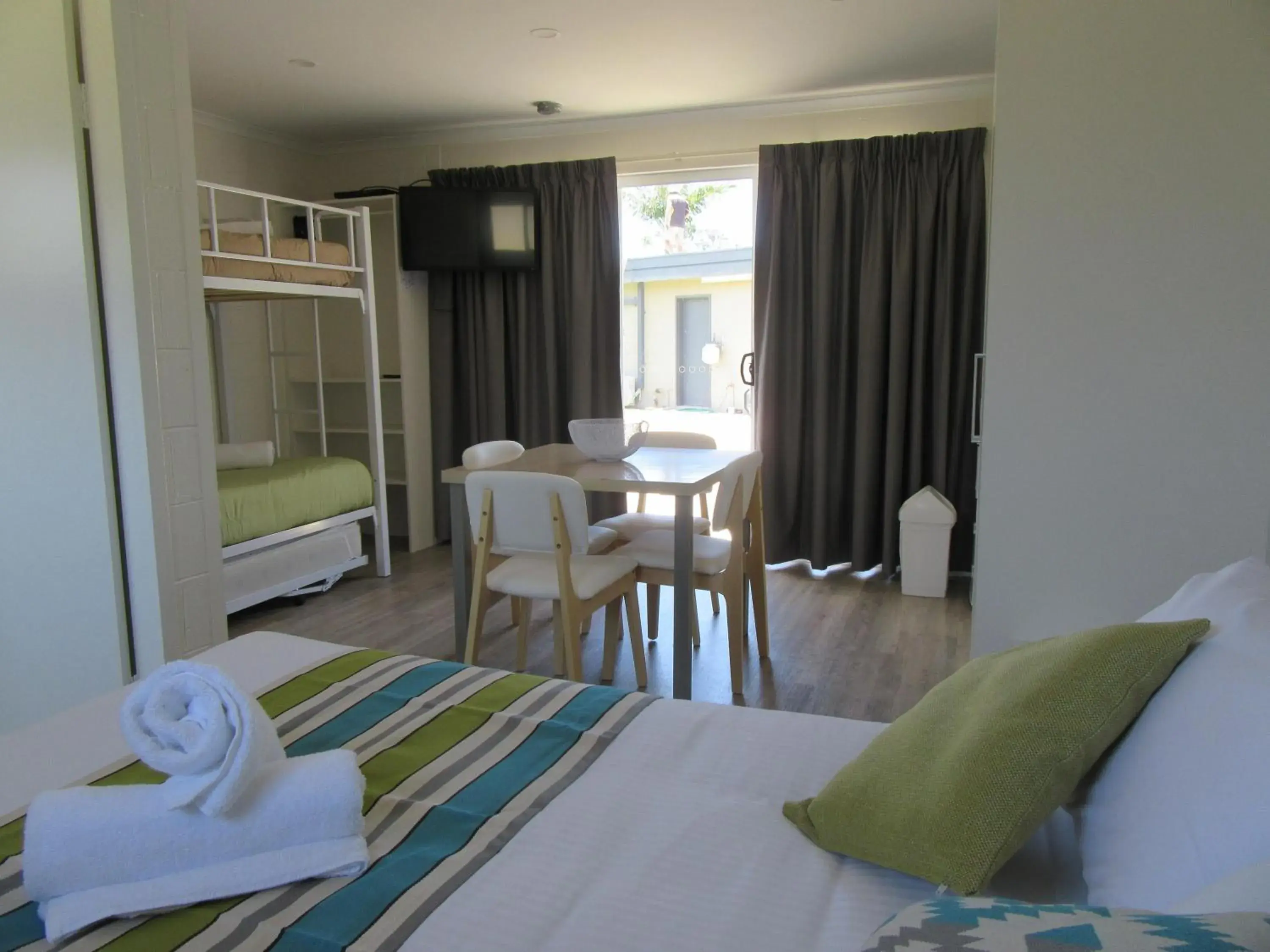 Holiday Family Unit (1BR) – 4B in Tasman Holiday Parks - Merimbula Holiday Family Unit (1BR) – 4B in Tasman Holiday Parks - Merimbula