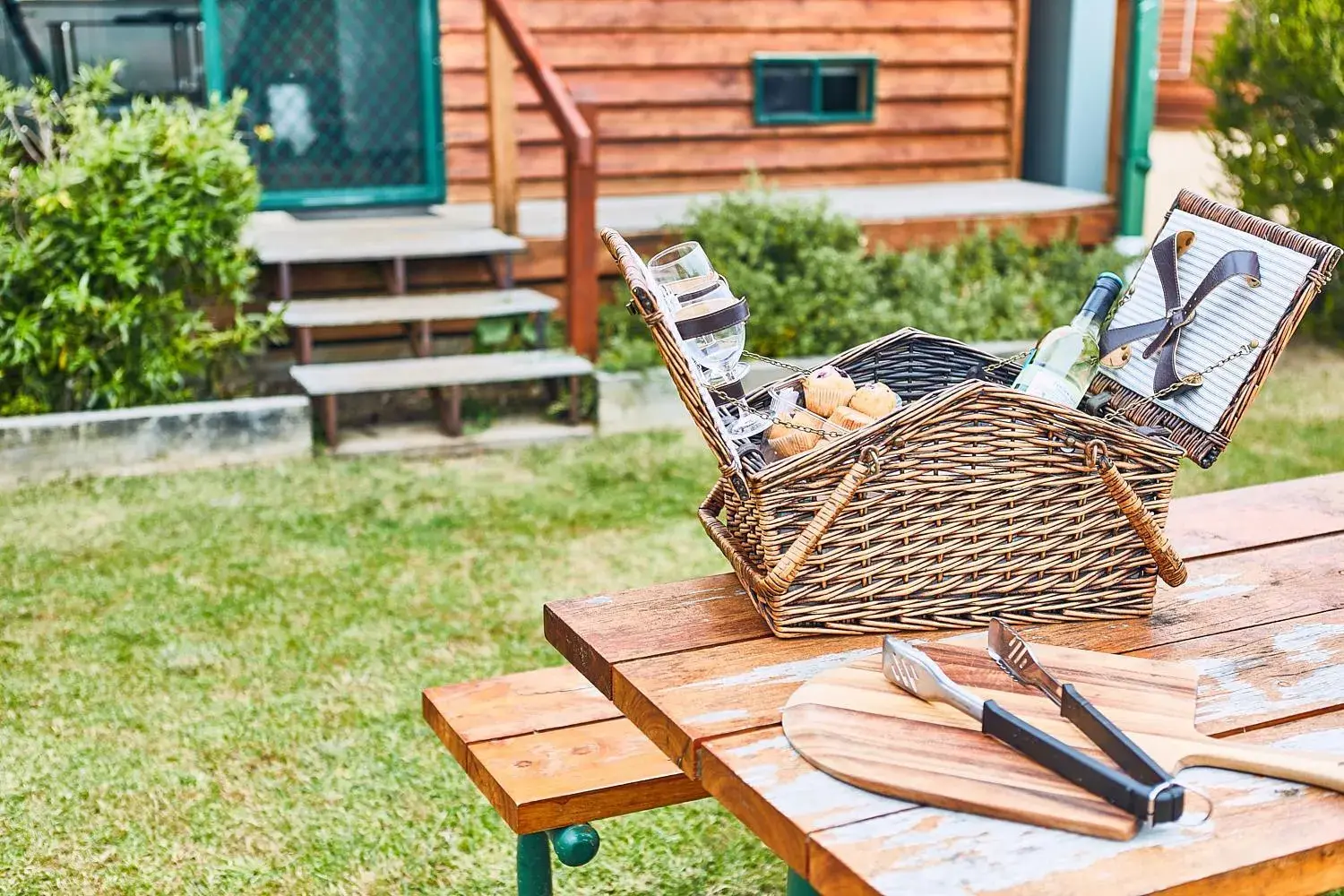 Tourist Two-Bedroom Cabin in Torquay Foreshore Caravan Park Tourist Two-Bedroom Cabin in Torquay Foreshore Caravan Park