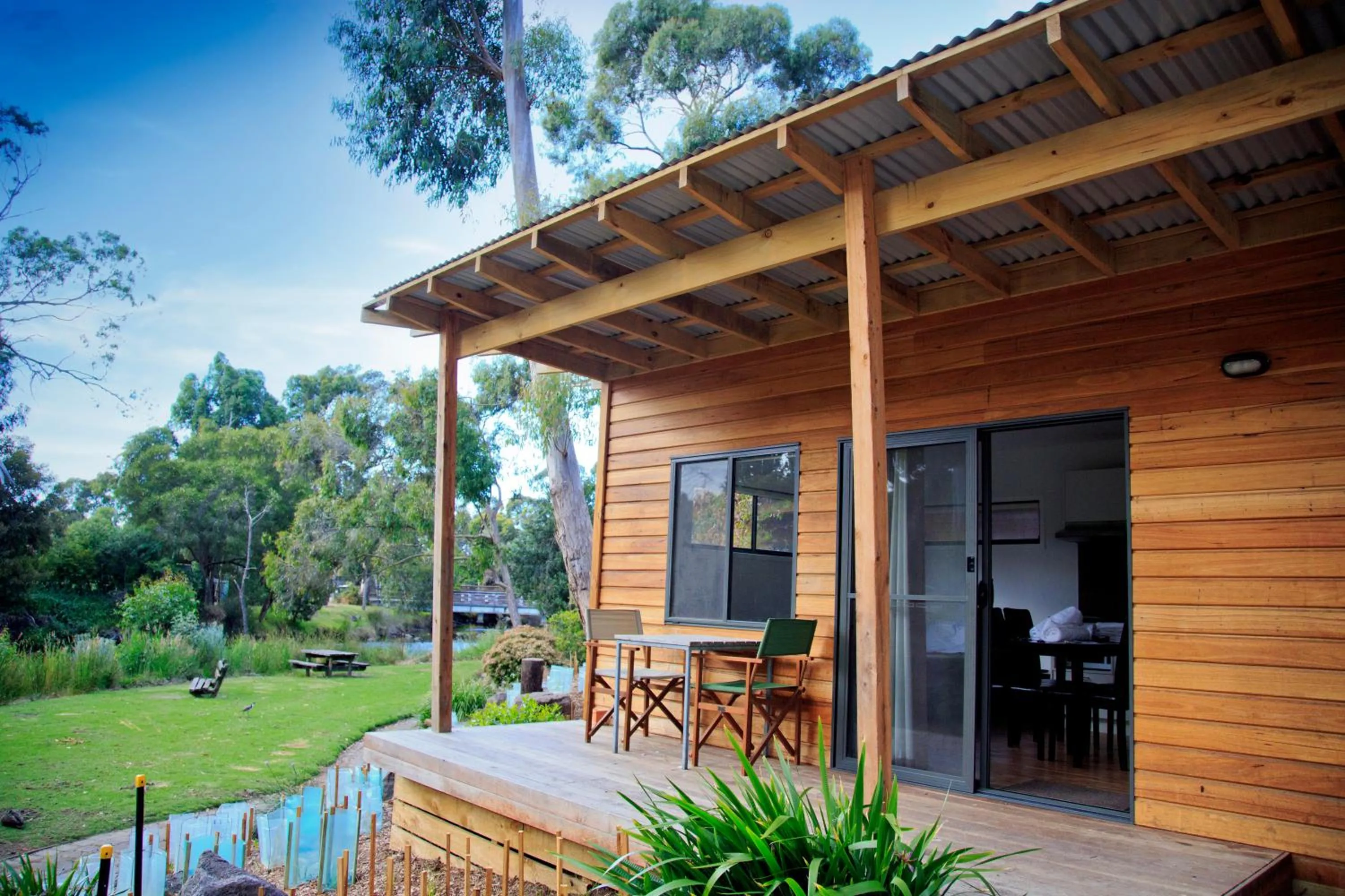 Facade/entrance in Lorne Foreshore Caravan Park
