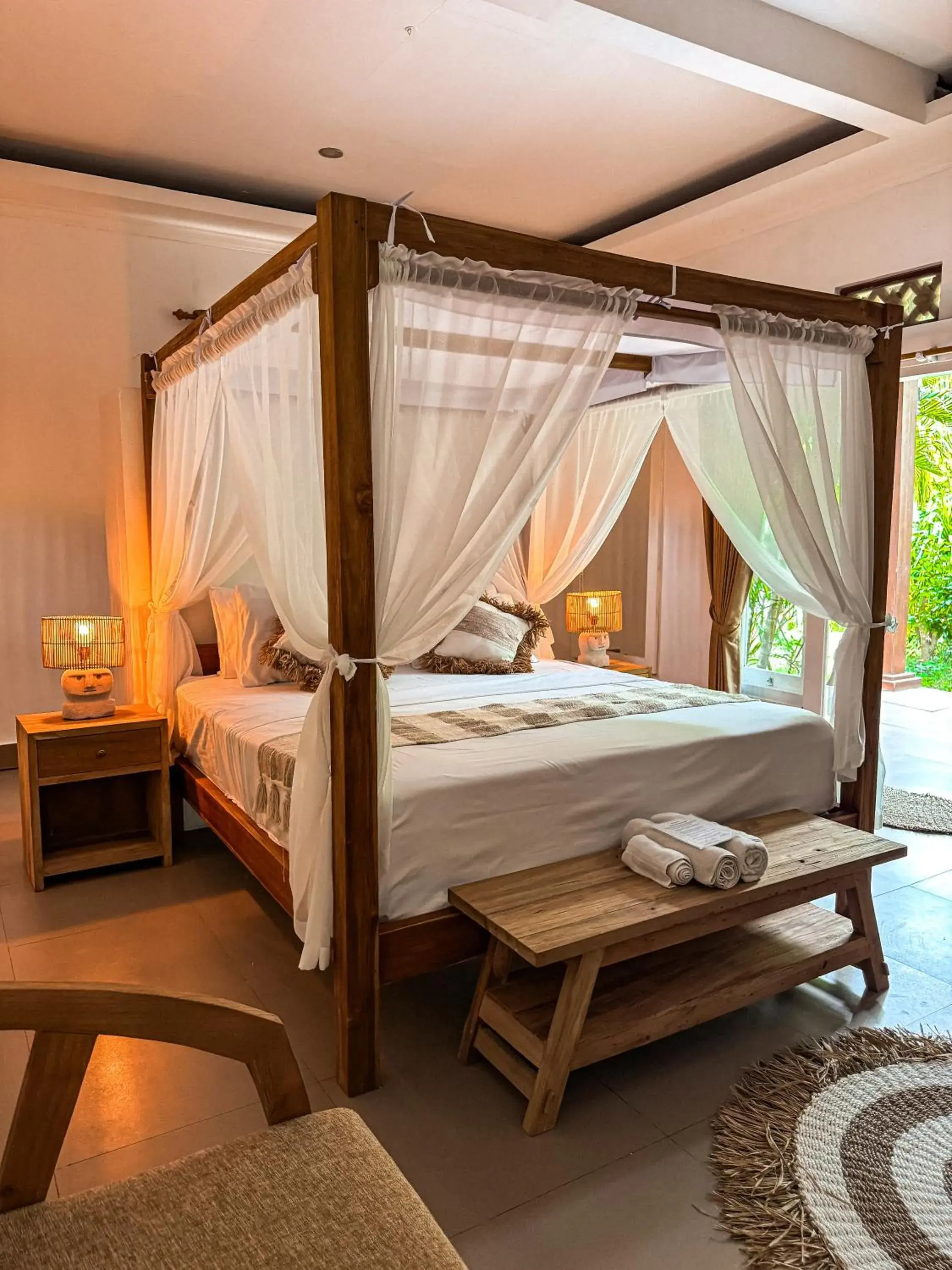Superior Double Room in Pelangi Cottages Gili Air Superior Double Room in Pelangi Cottages Gili Air