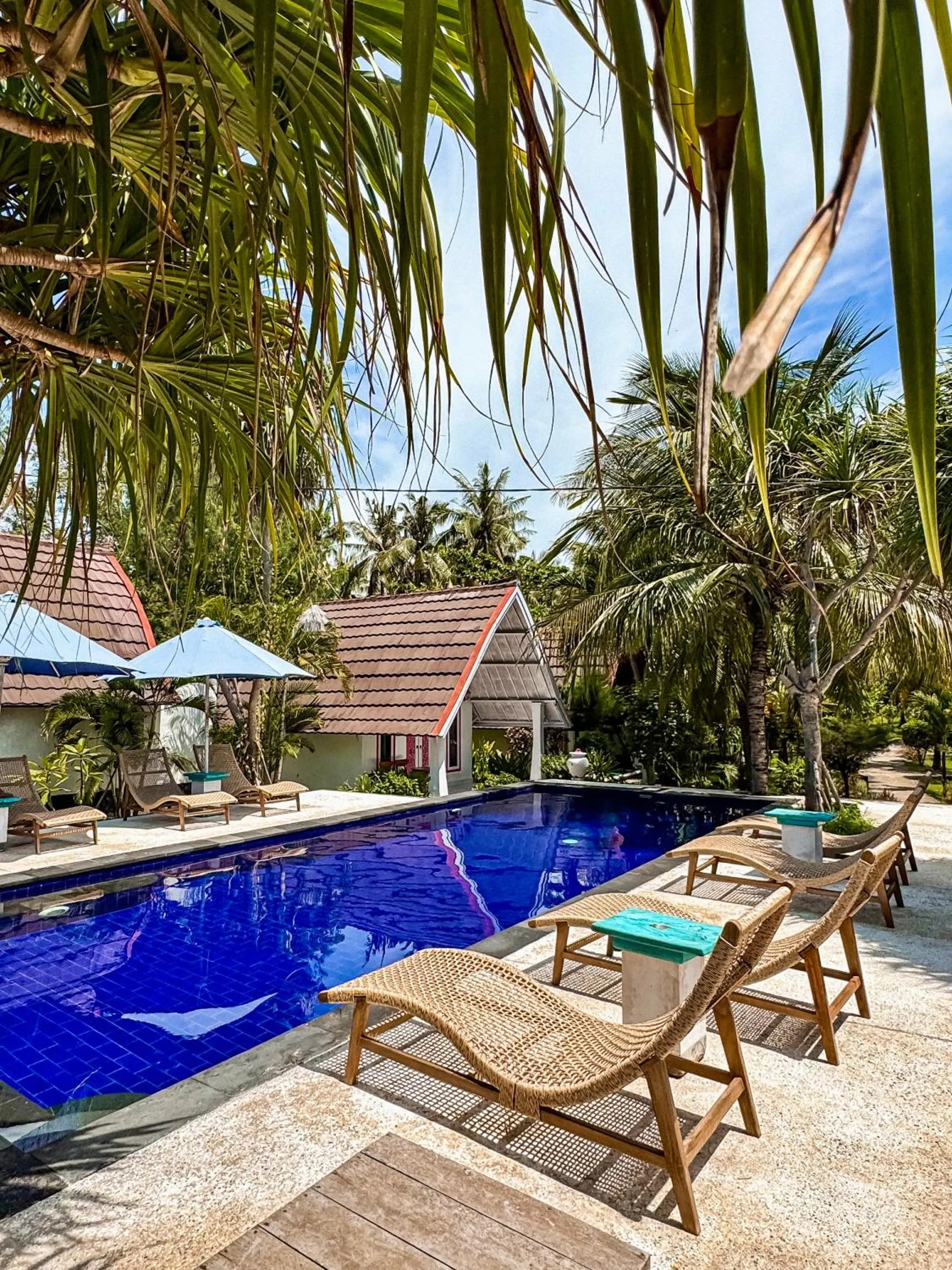 Swimming pool in Pelangi Cottages Gili Air