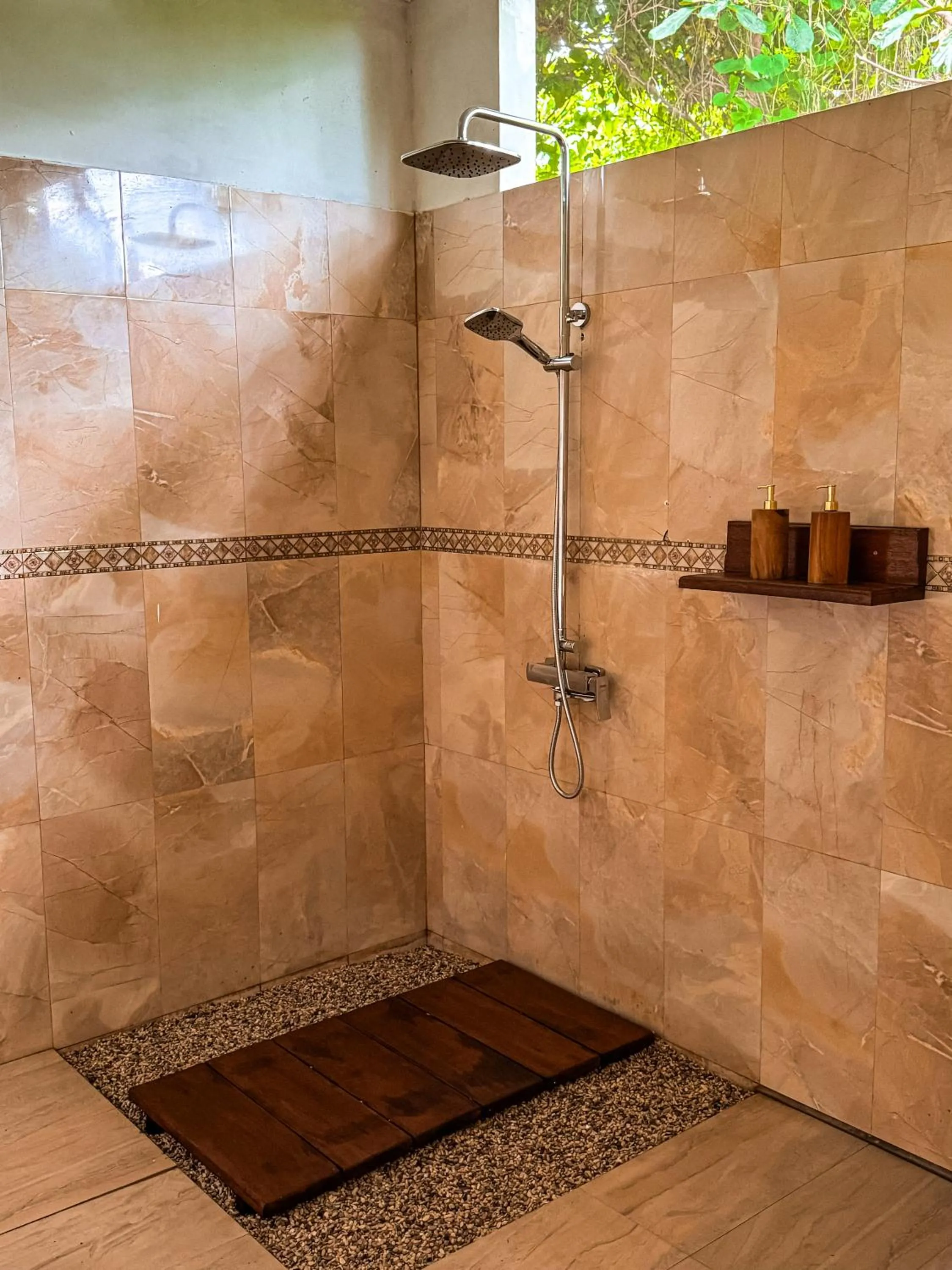 Bathroom in Pelangi Cottages Gili Air