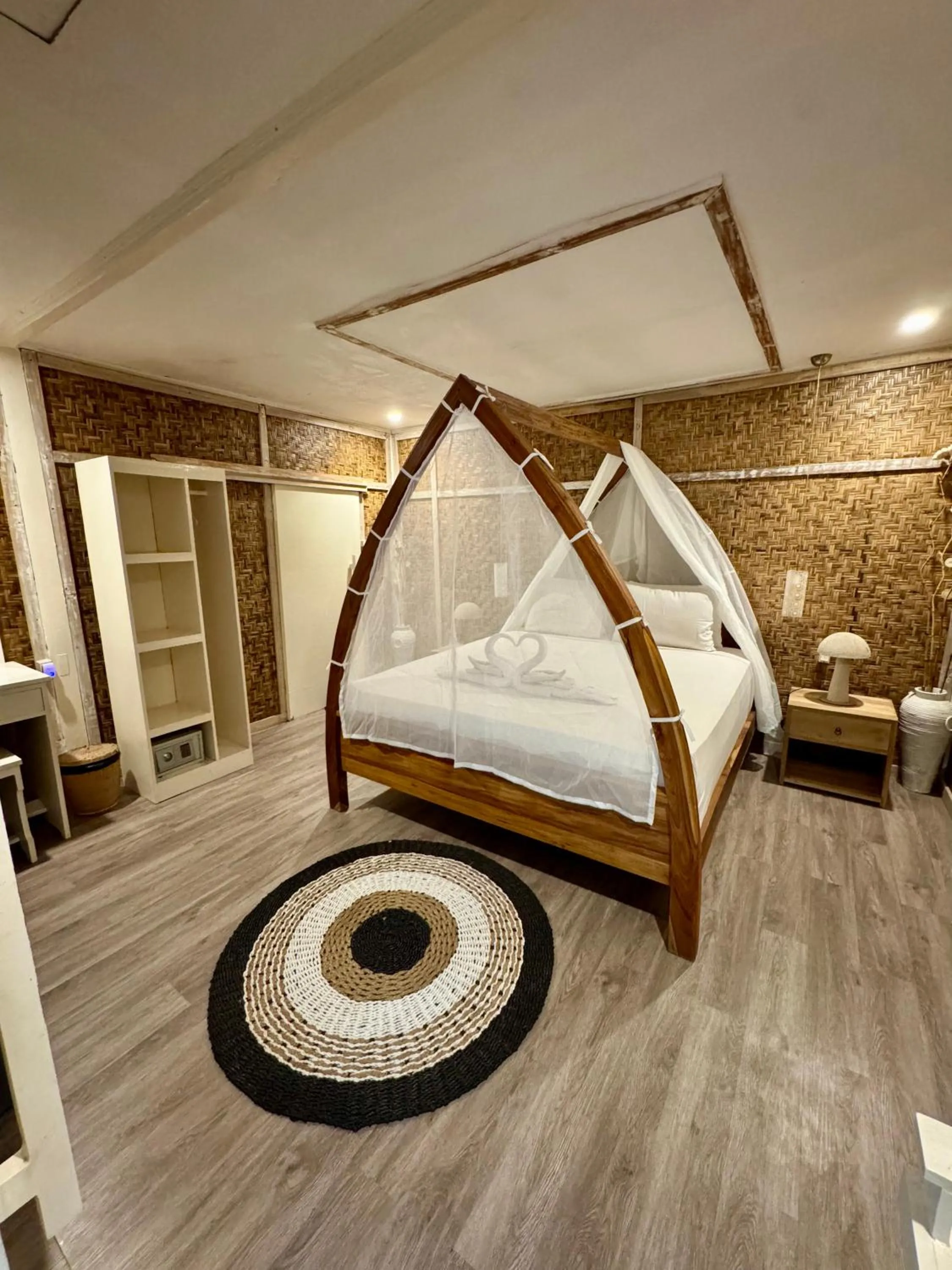 Bed in Pelangi Cottages Gili Air
