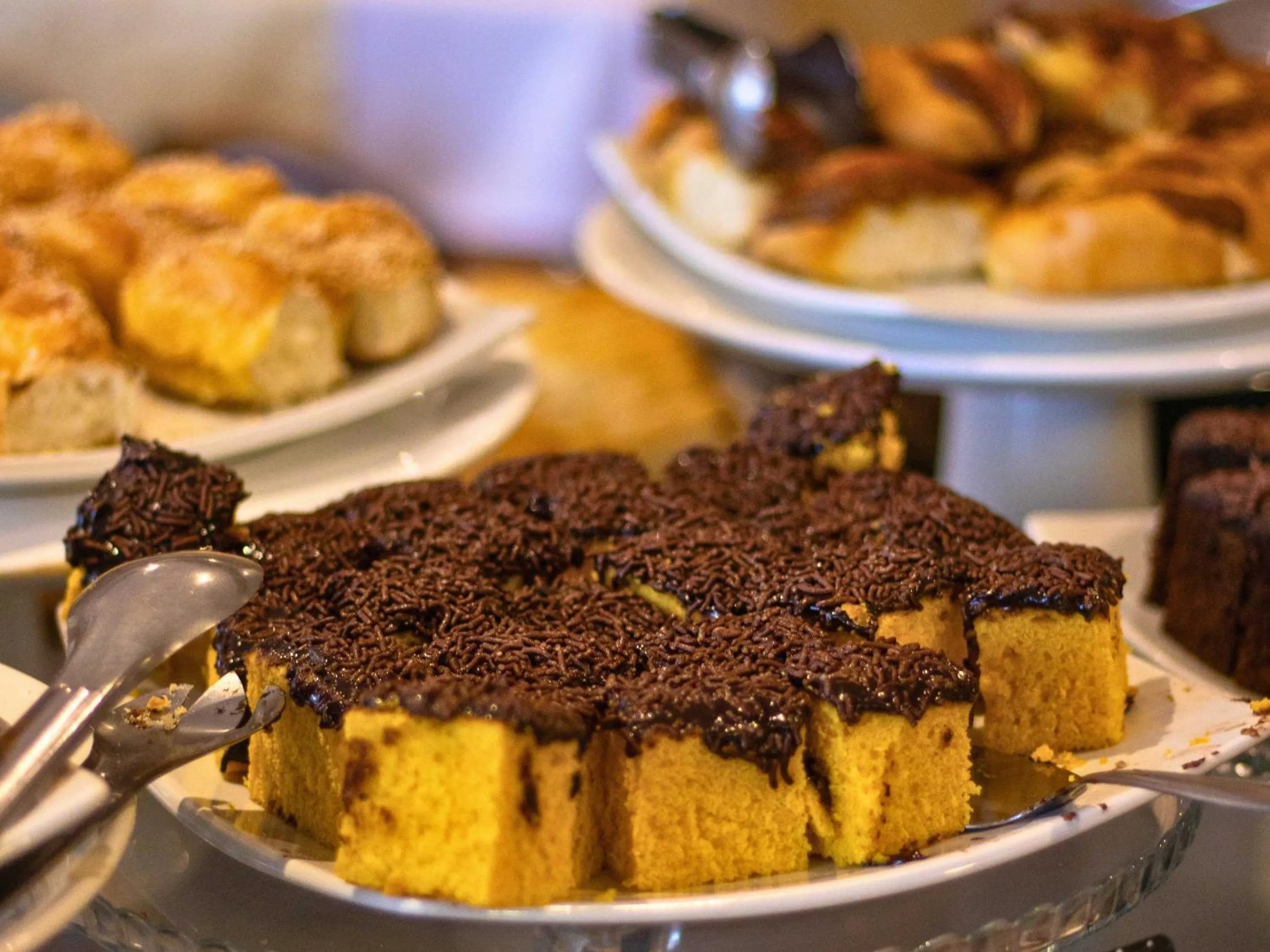 Food in Continental Inn