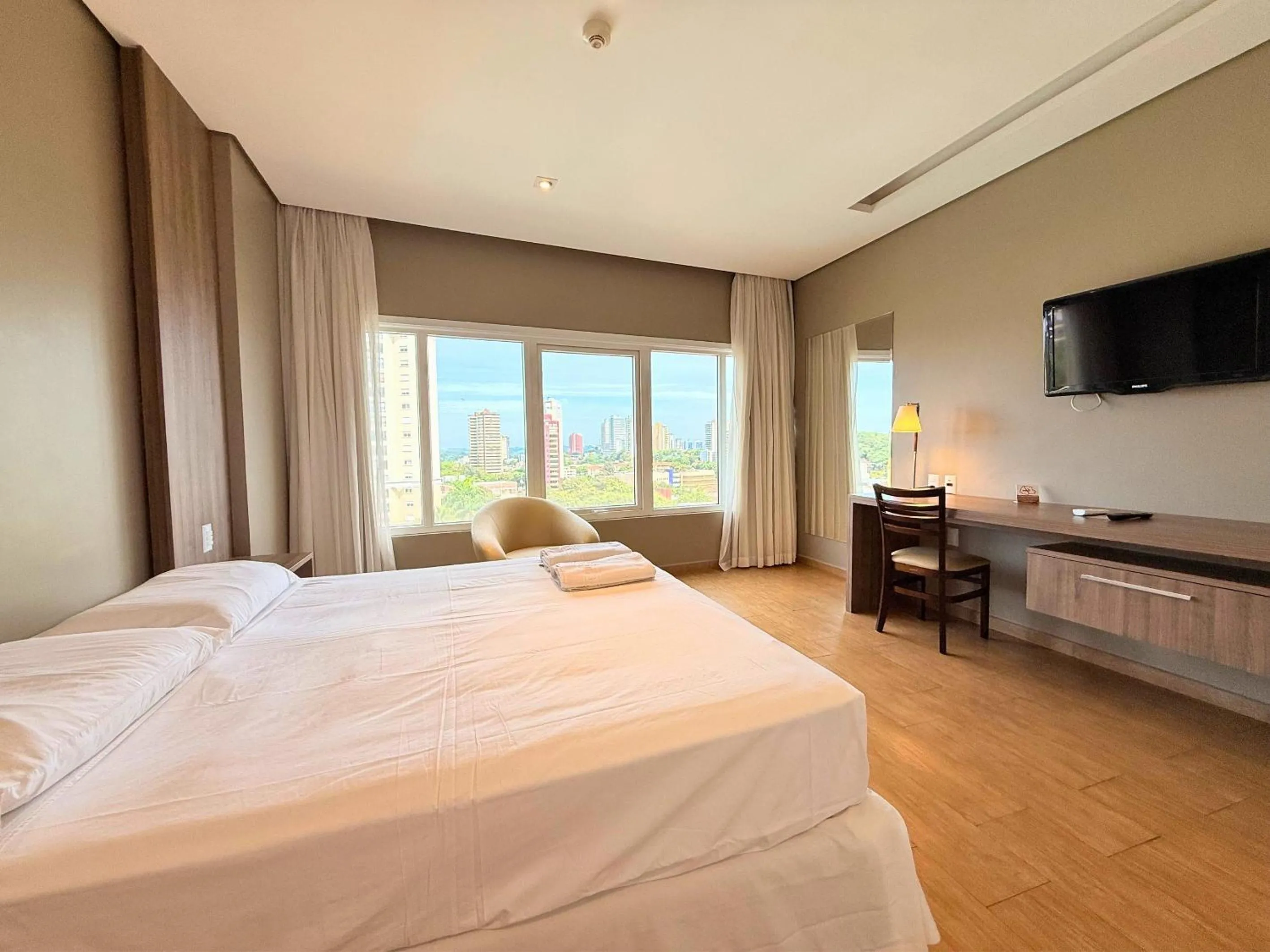 Bed in Continental Inn