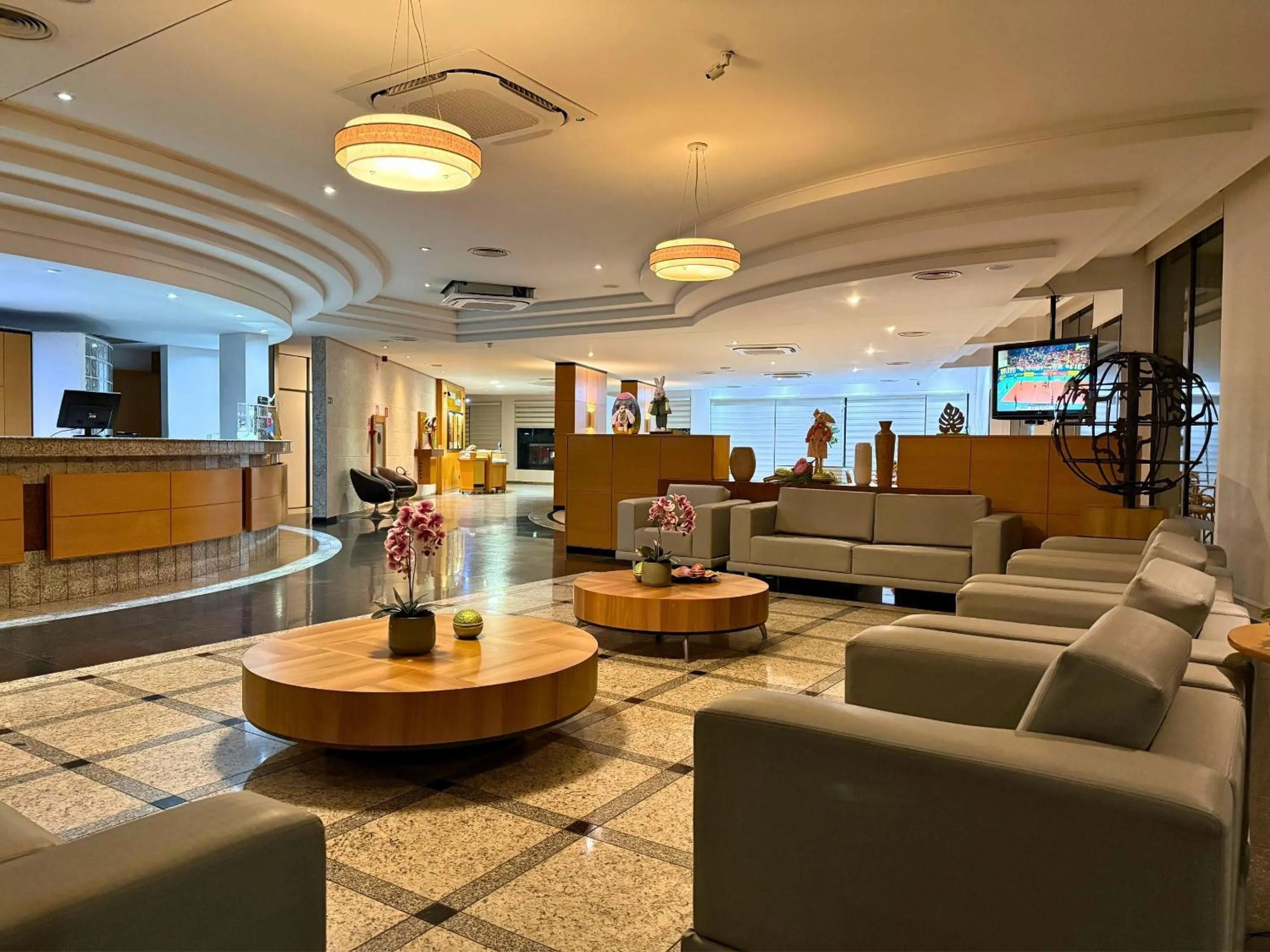 Lobby or reception in Continental Inn