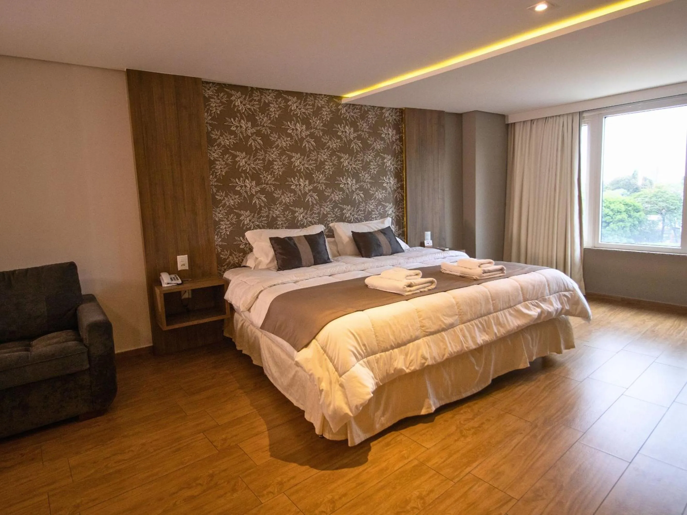 Bed in Continental Inn