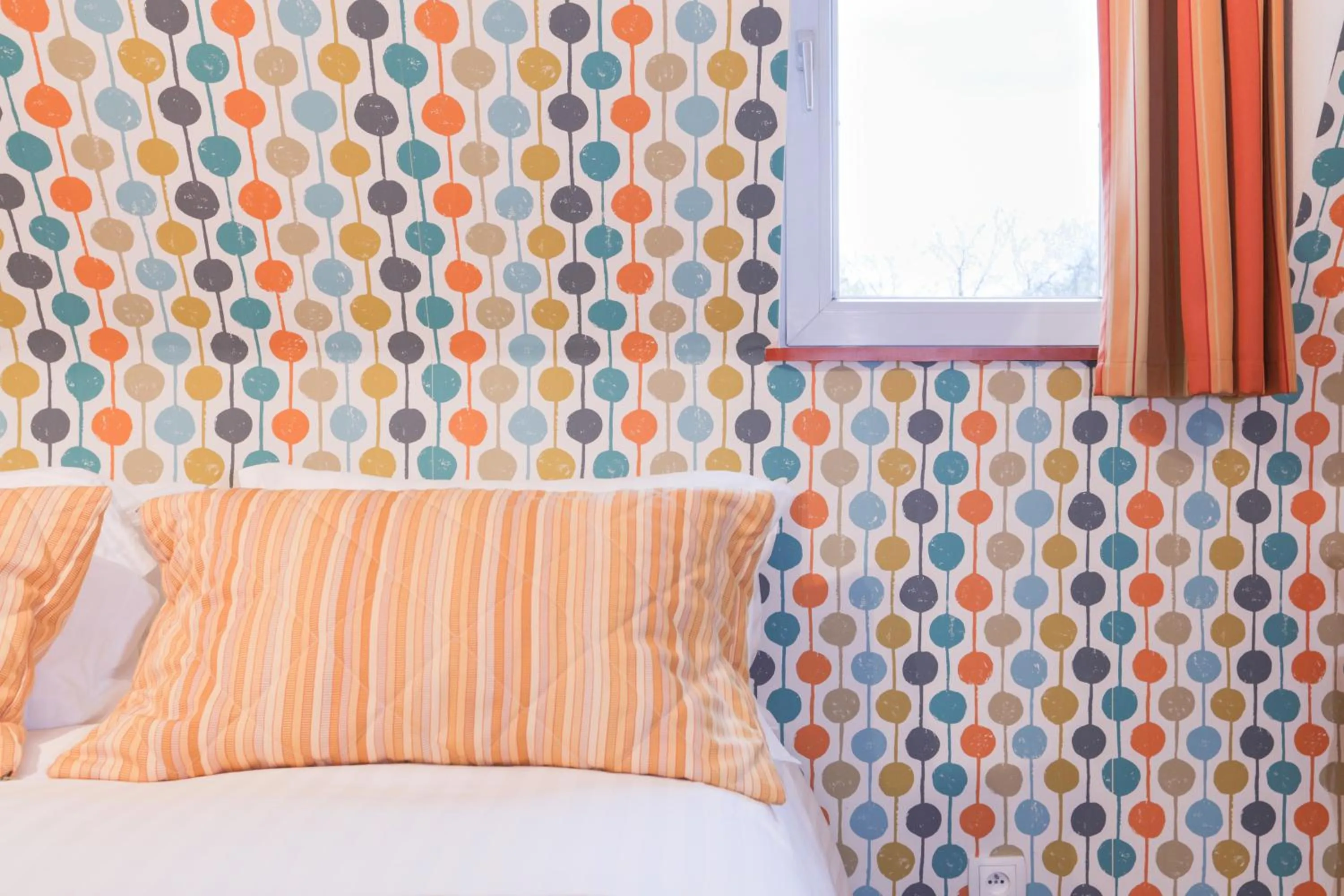 Decorative detail, Bed in Hôtel Restaurant Des Remparts