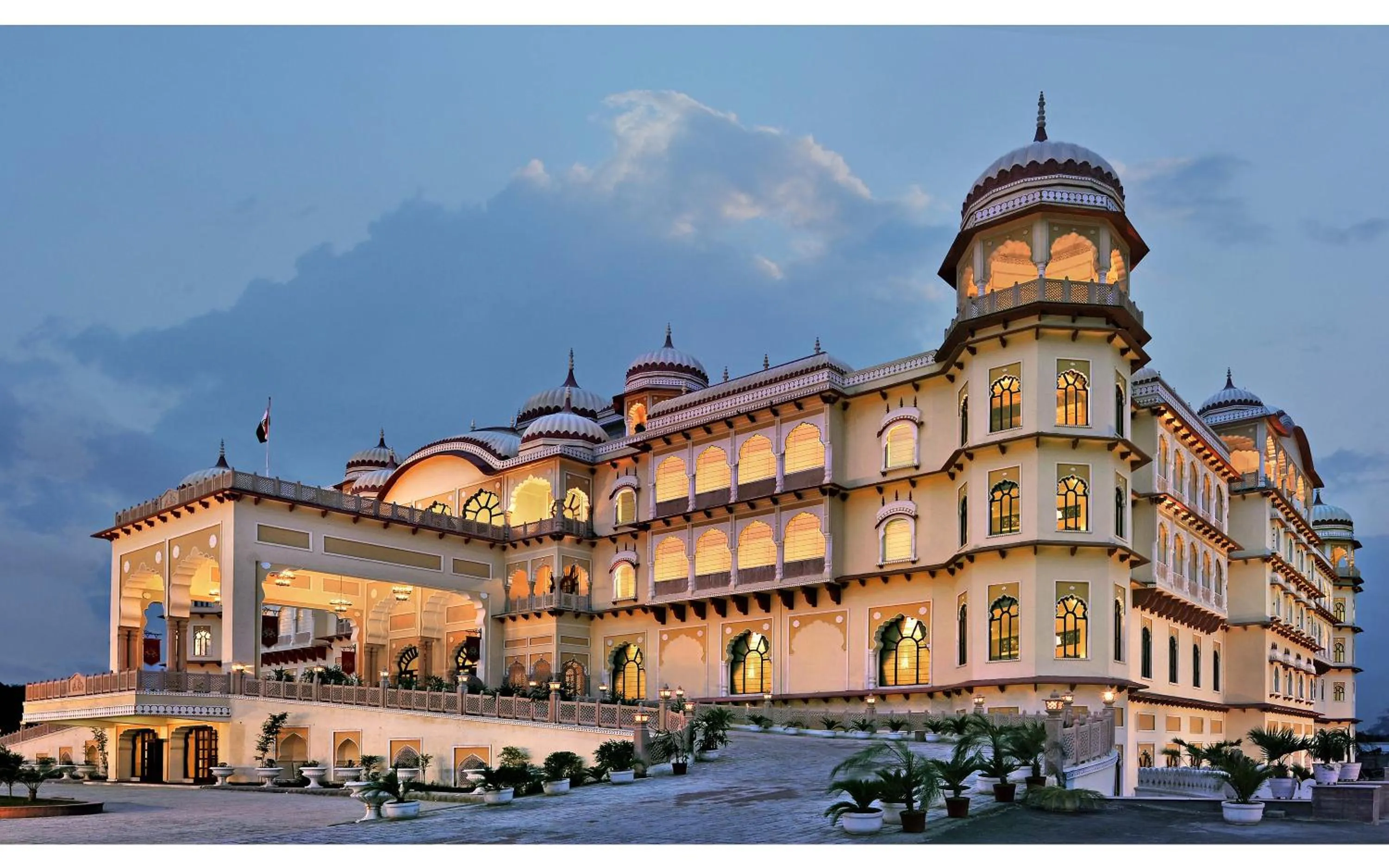 Property building in Noormahal Palace Hotel