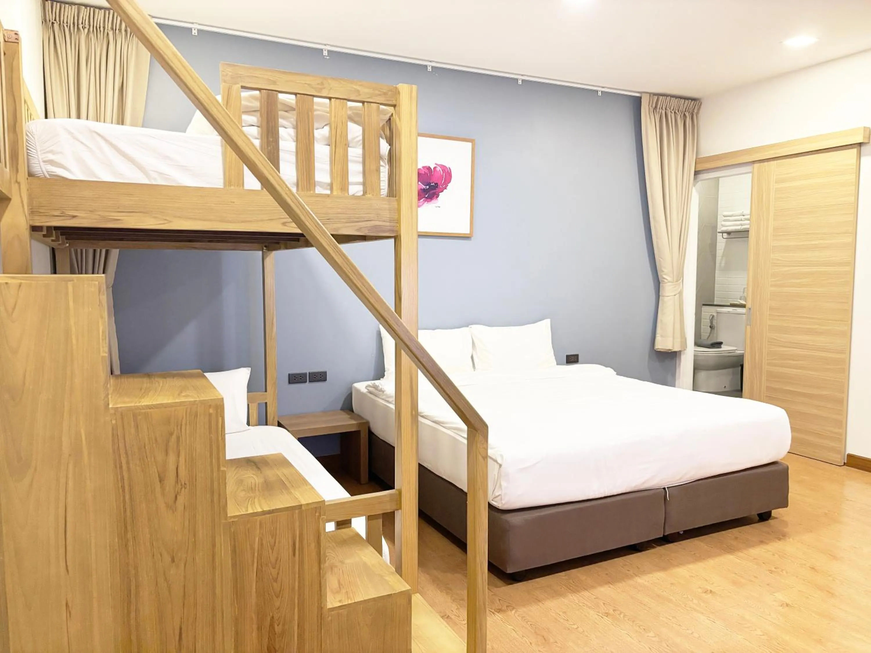 Bed in Icon Park Hotel, Chiang Mai- SHA Extra Plus