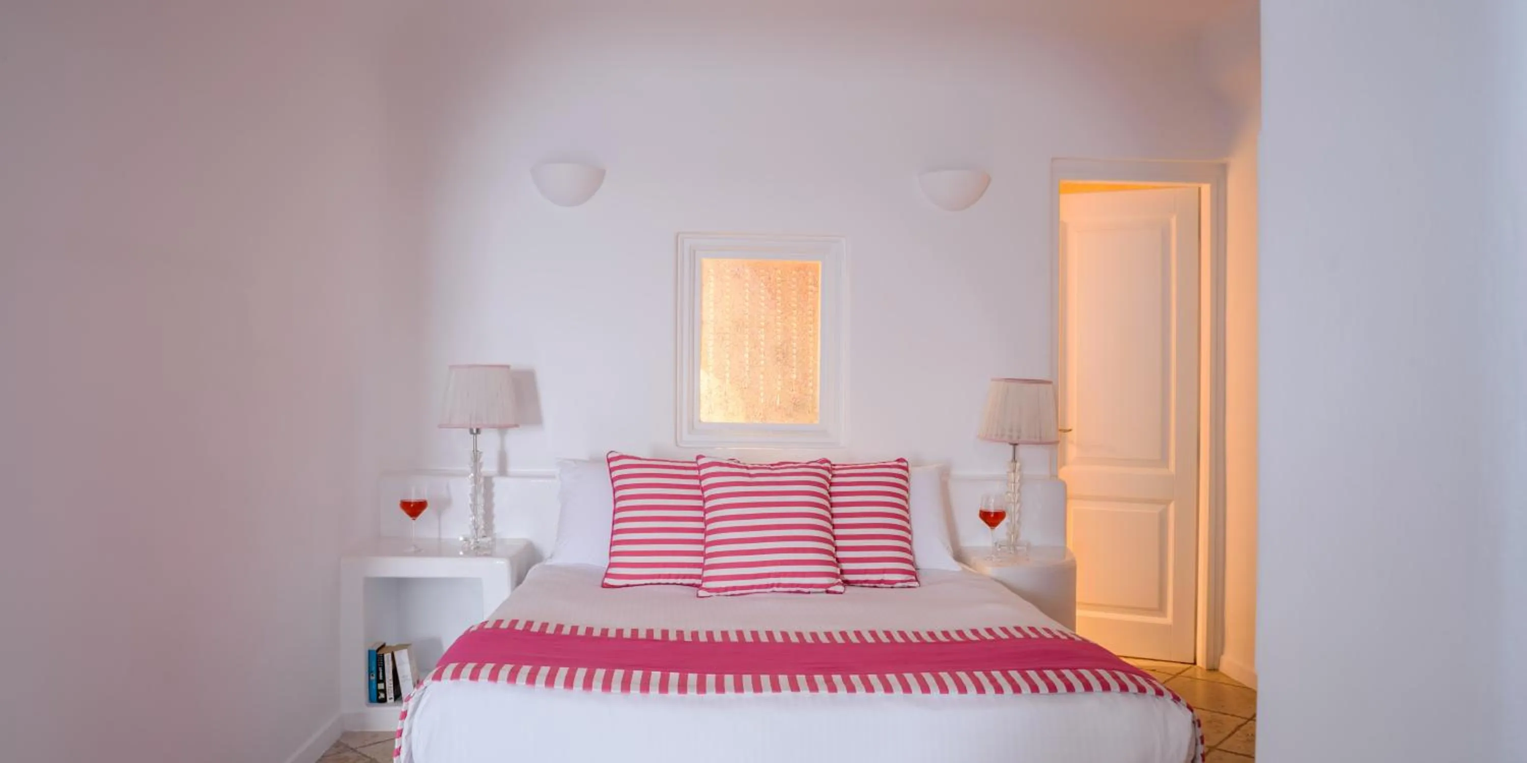 Bedroom, Bed in Above Blue Suites