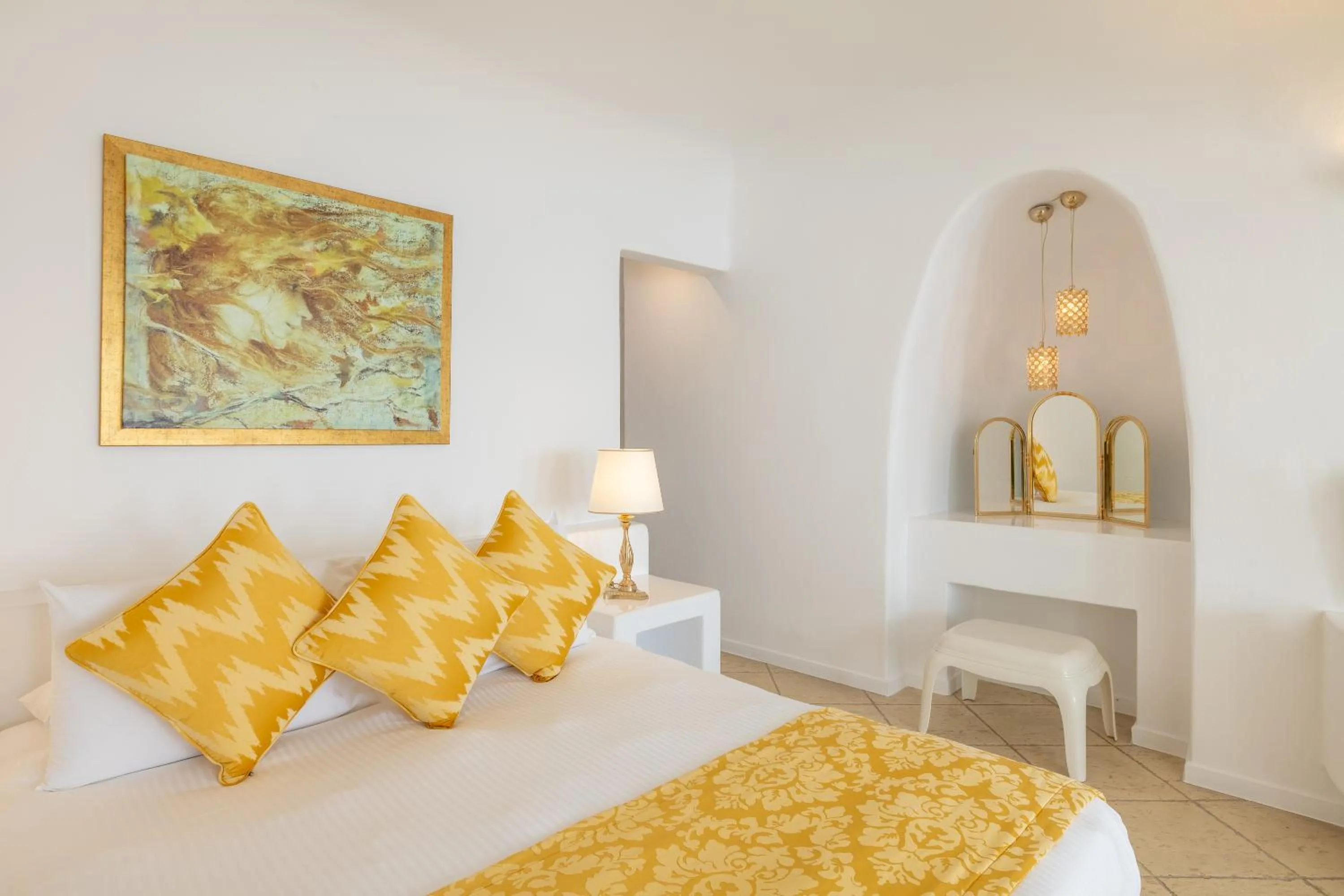 Bedroom, Bed in Above Blue Suites