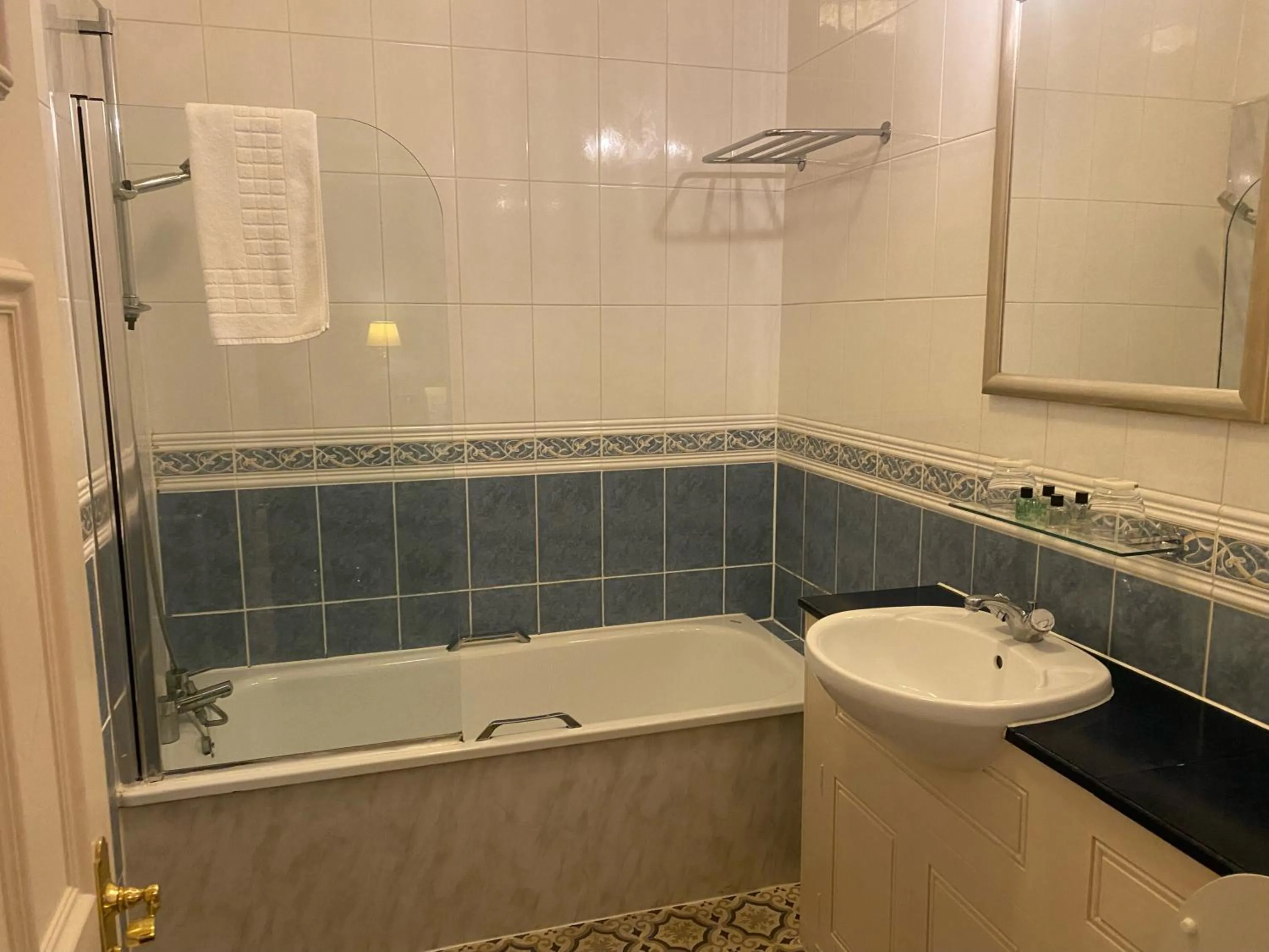 Bathroom in The Central Hotel