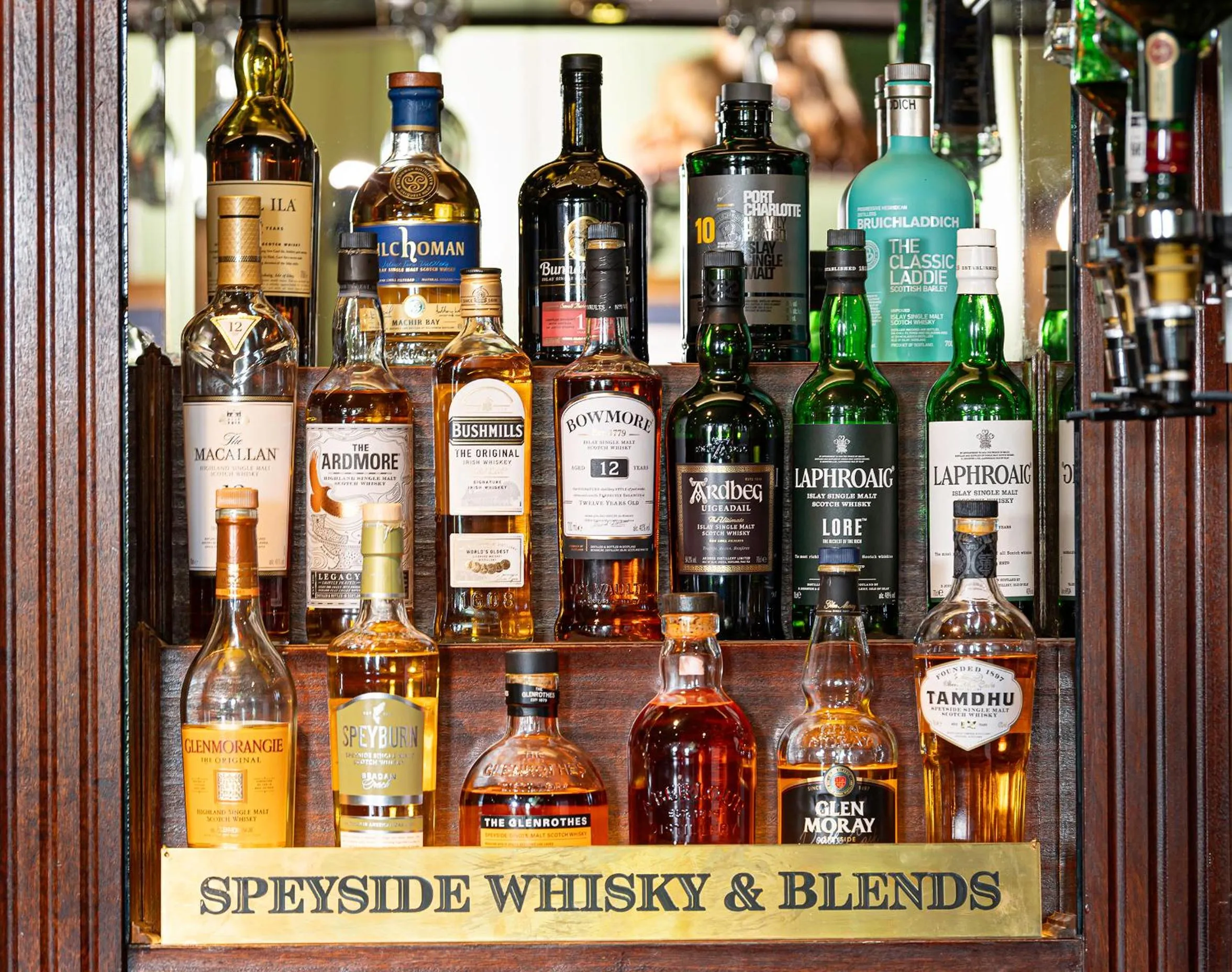 Lounge or bar in The Central Hotel