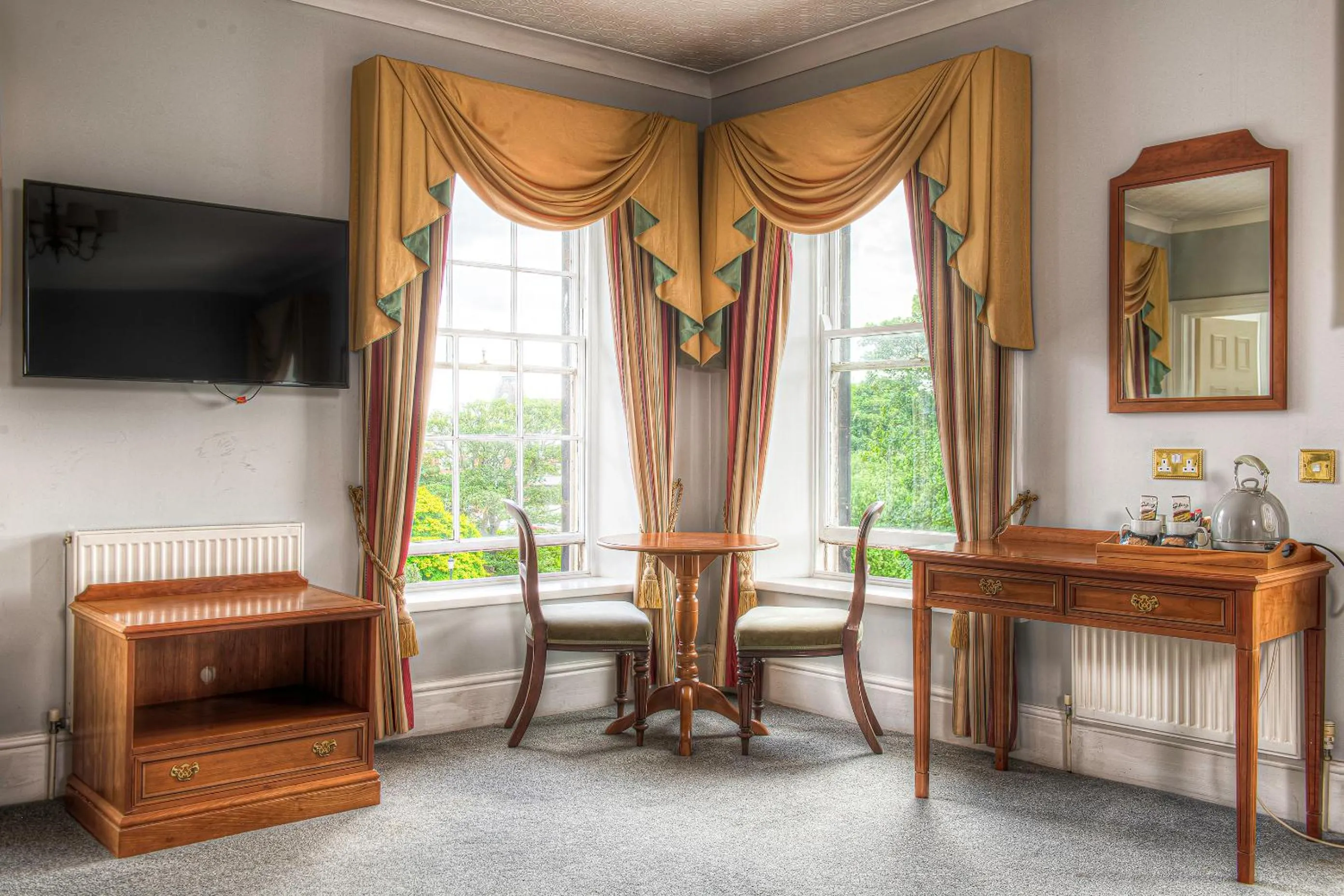 TV and multimedia in The Central Hotel