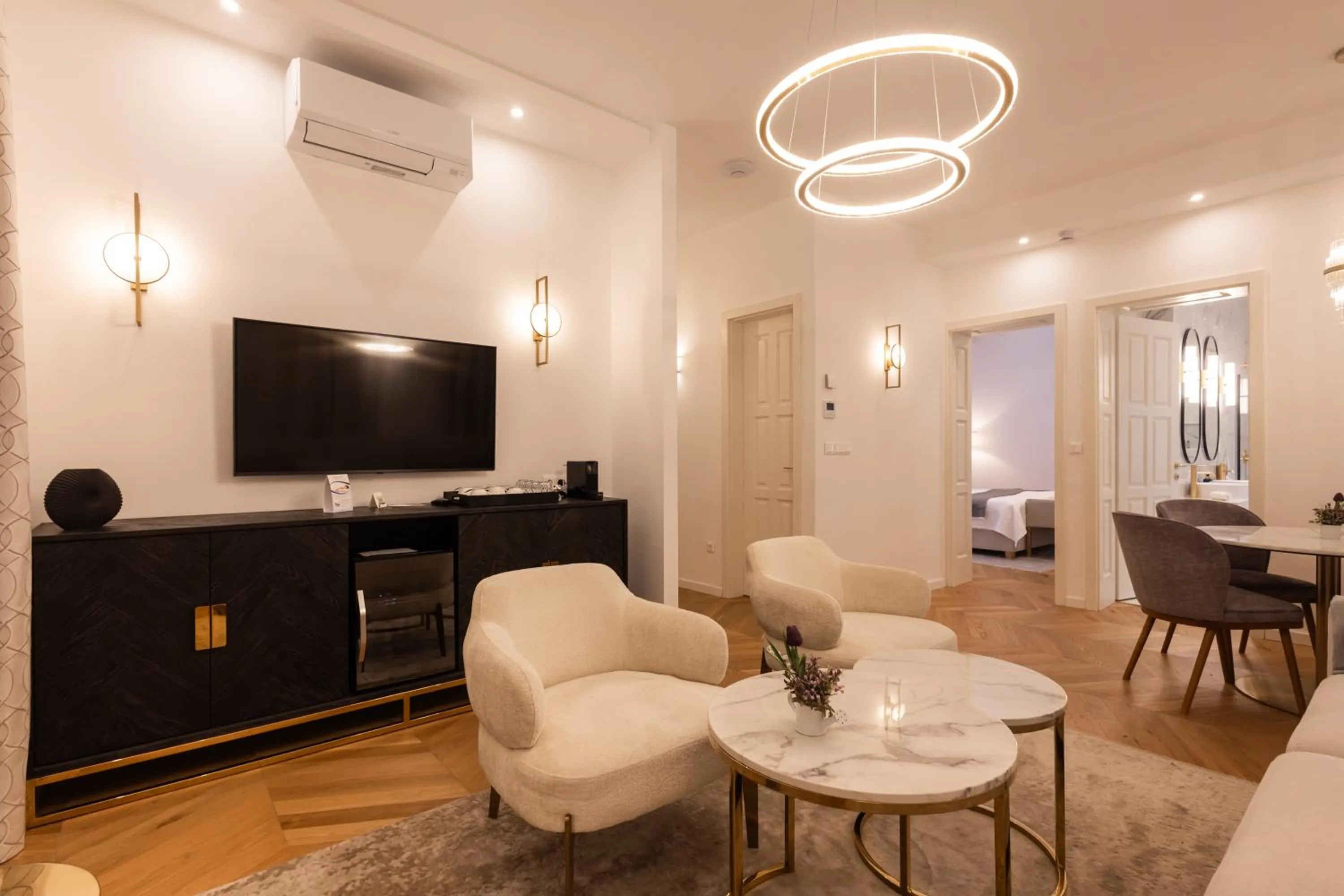 TV and multimedia in Vadkert Major