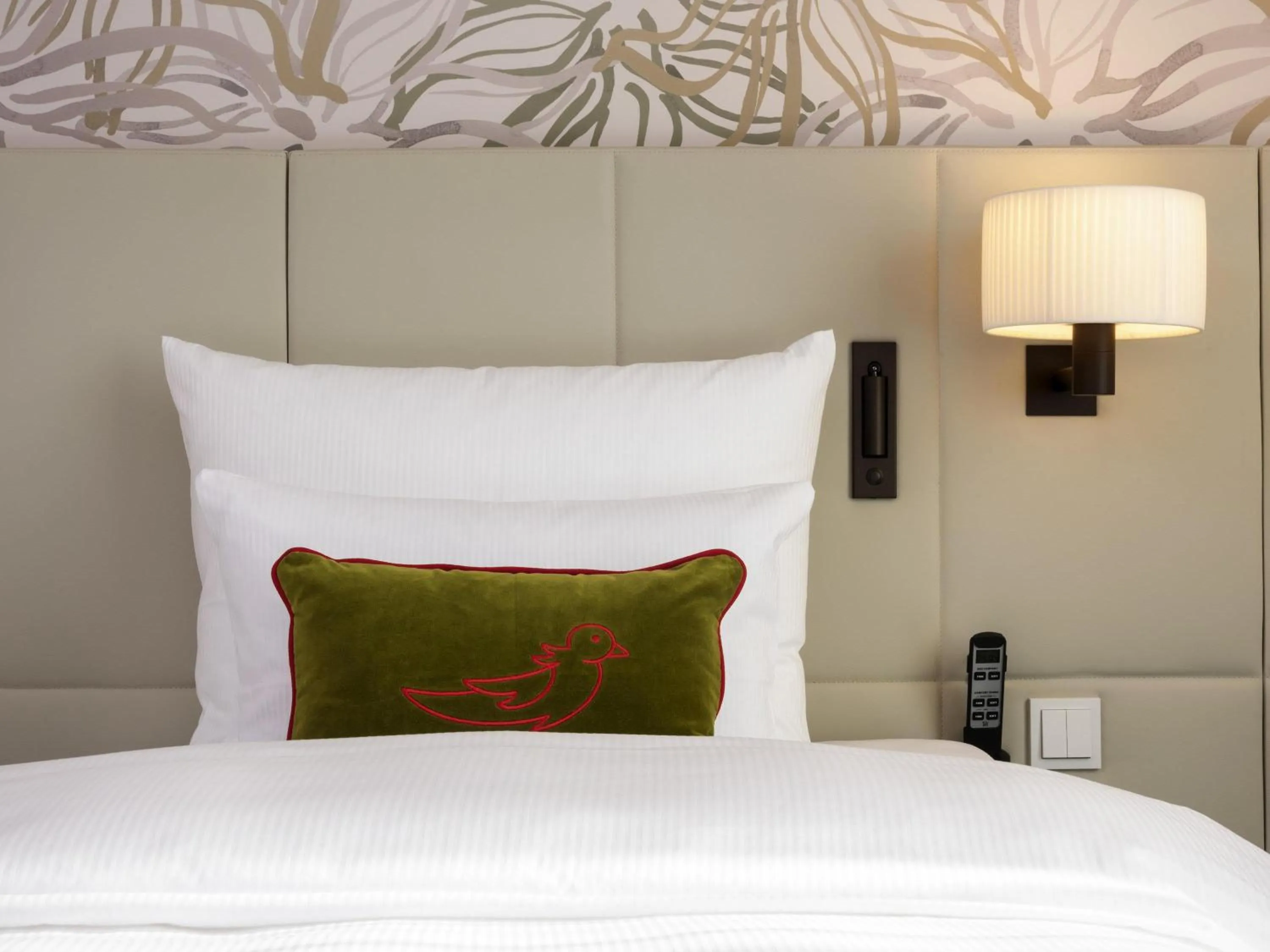 Bedroom, Bed in Mövenpick Hotel Stuttgart Messe & Congress