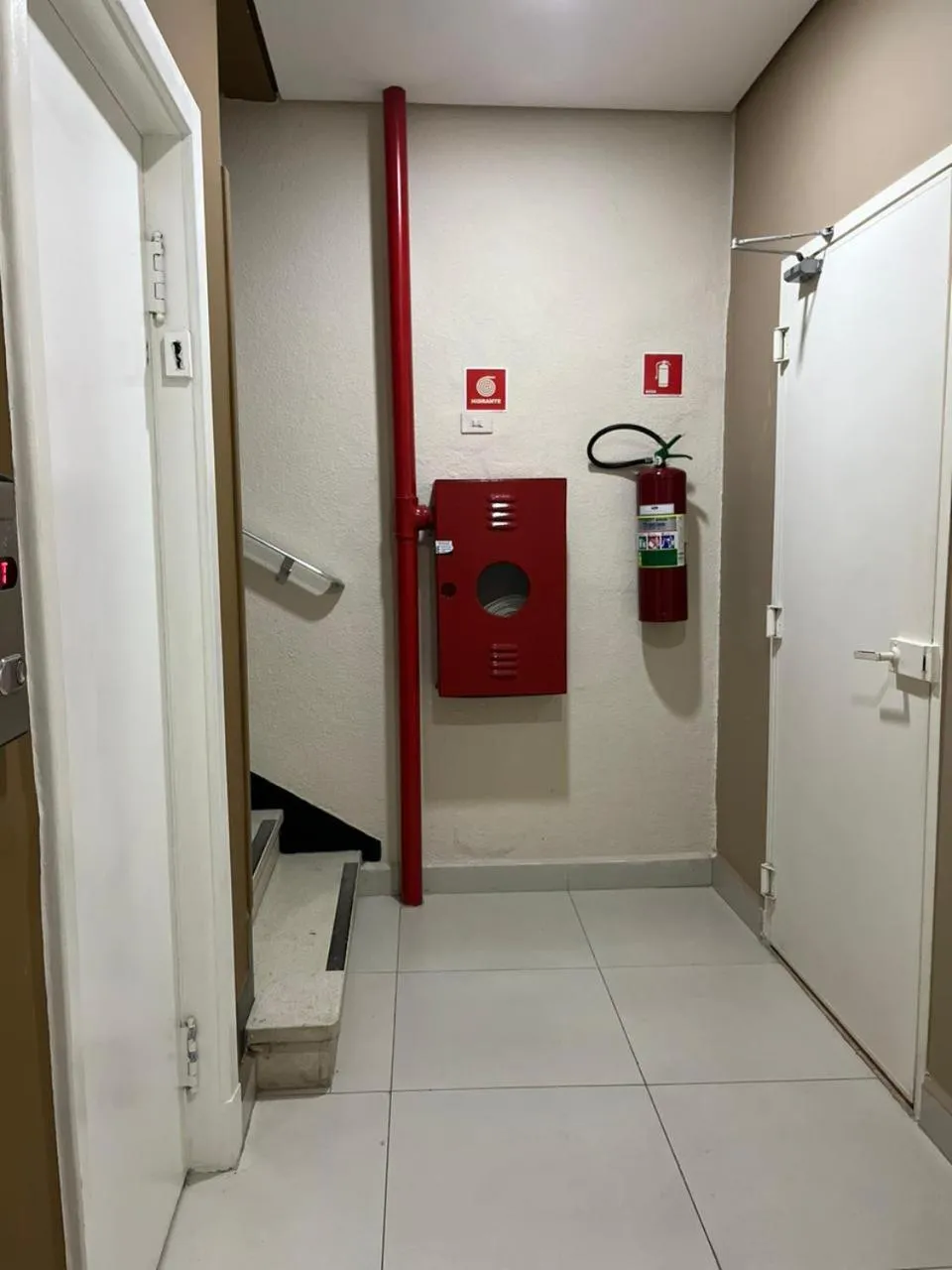 Property building in Hotel Salomão - Próximo a 25 de Março, Bom Retiro, Brás e Rua Santa Efigênia, a 2 minutos do Mirante Sampa Sky e pista de Skate Anhangabaú