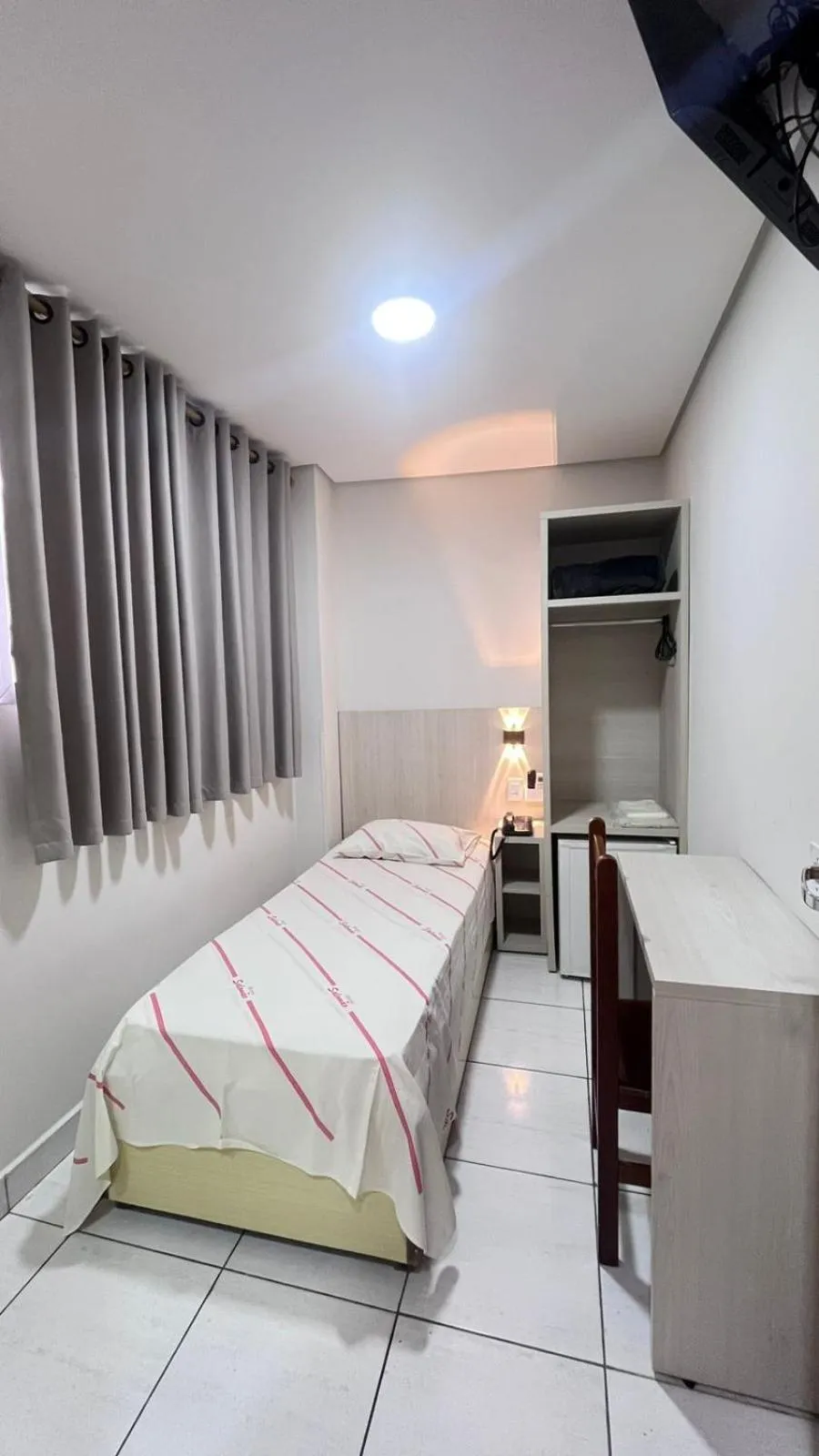 Bed in Hotel Salomão - Próximo a 25 de Março, Bom Retiro, Brás e Rua Santa Efigênia, a 2 minutos do Mirante Sampa Sky e pista de Skate Anhangabaú