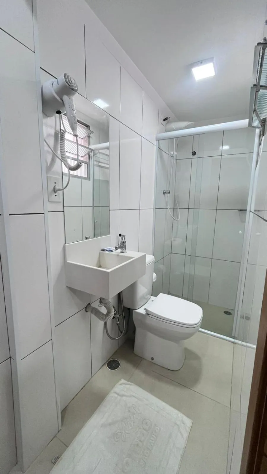 Hotel Salomão - Próximo a 25 de Março, Bom Retiro, Brás e Rua Santa Efigênia, a 2 minutos do Mirante Sampa Sky e pista de Skate Anhangabaú