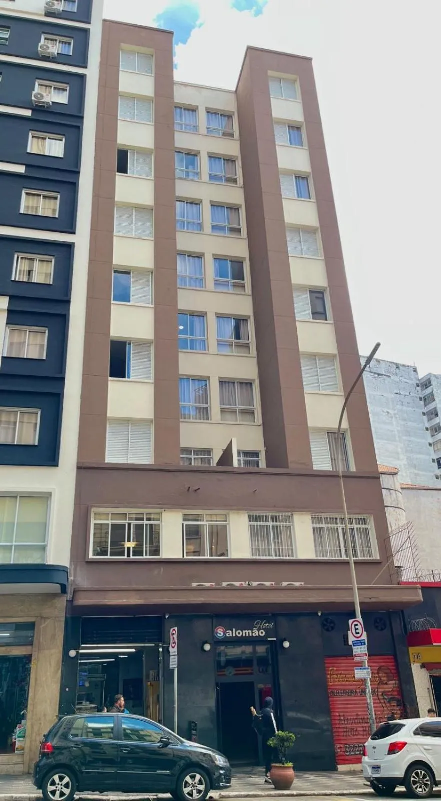 Property building in Hotel Salomão - Próximo a 25 de Março, Bom Retiro, Brás e Rua Santa Efigênia, a 2 minutos do Mirante Sampa Sky e pista de Skate Anhangabaú