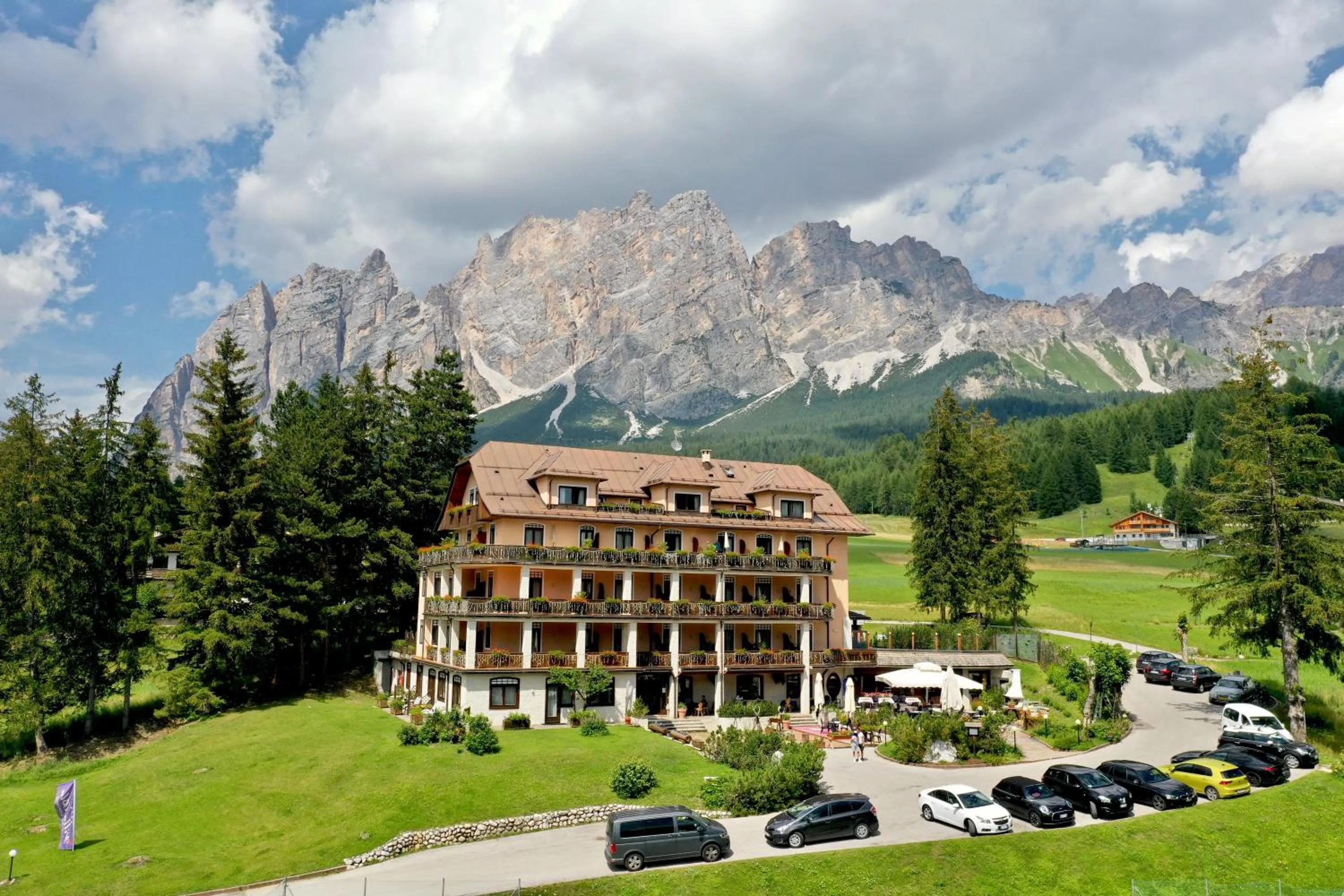 Property building in Boutique Hotel Villa Blu Cortina D'Ampezzo