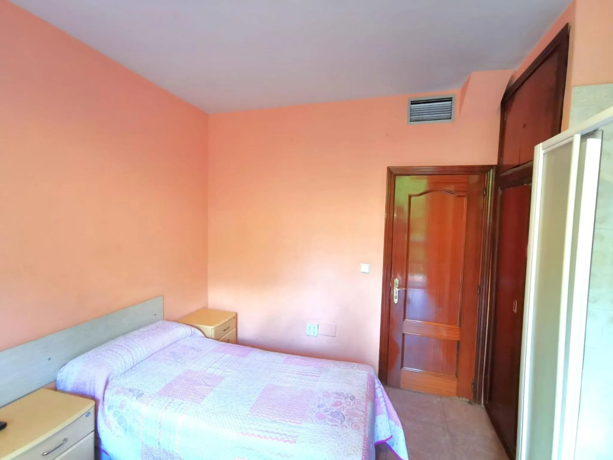 Photo of the whole room, Bed in Casa de Huespedes La Asturiana