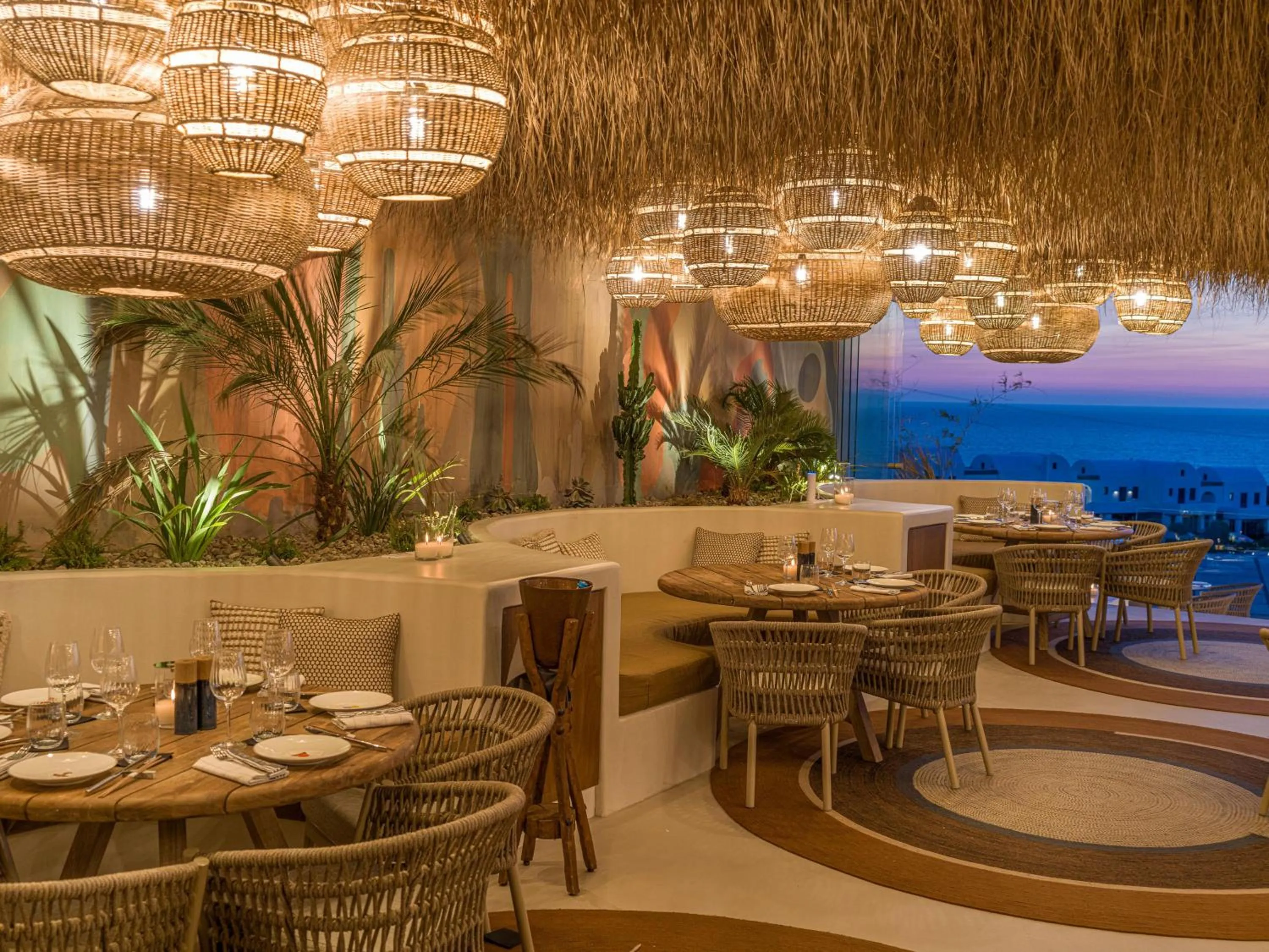 Restaurant/places to eat in Andronis Arcadia Hotel