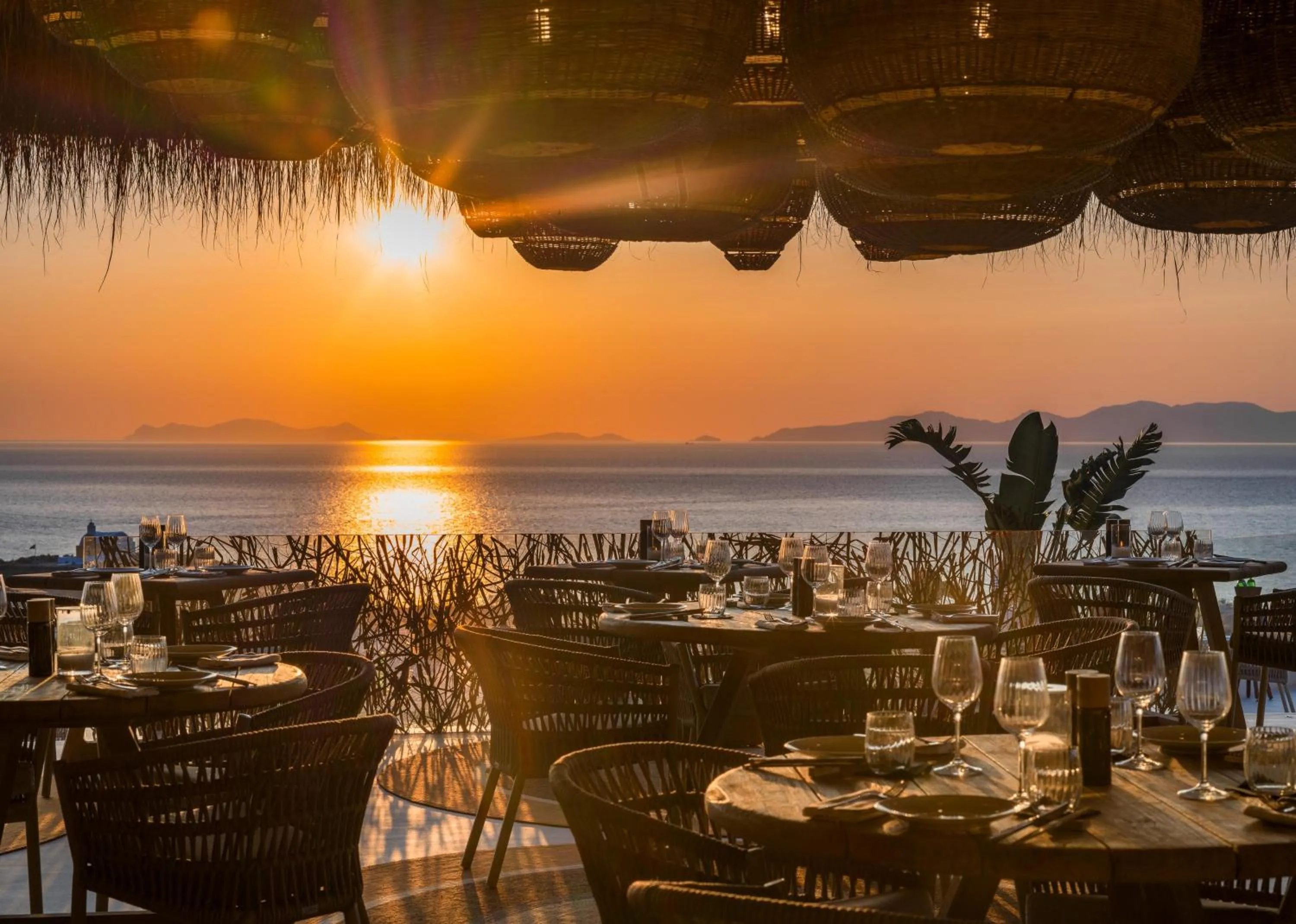 Restaurant/places to eat in Andronis Arcadia Hotel