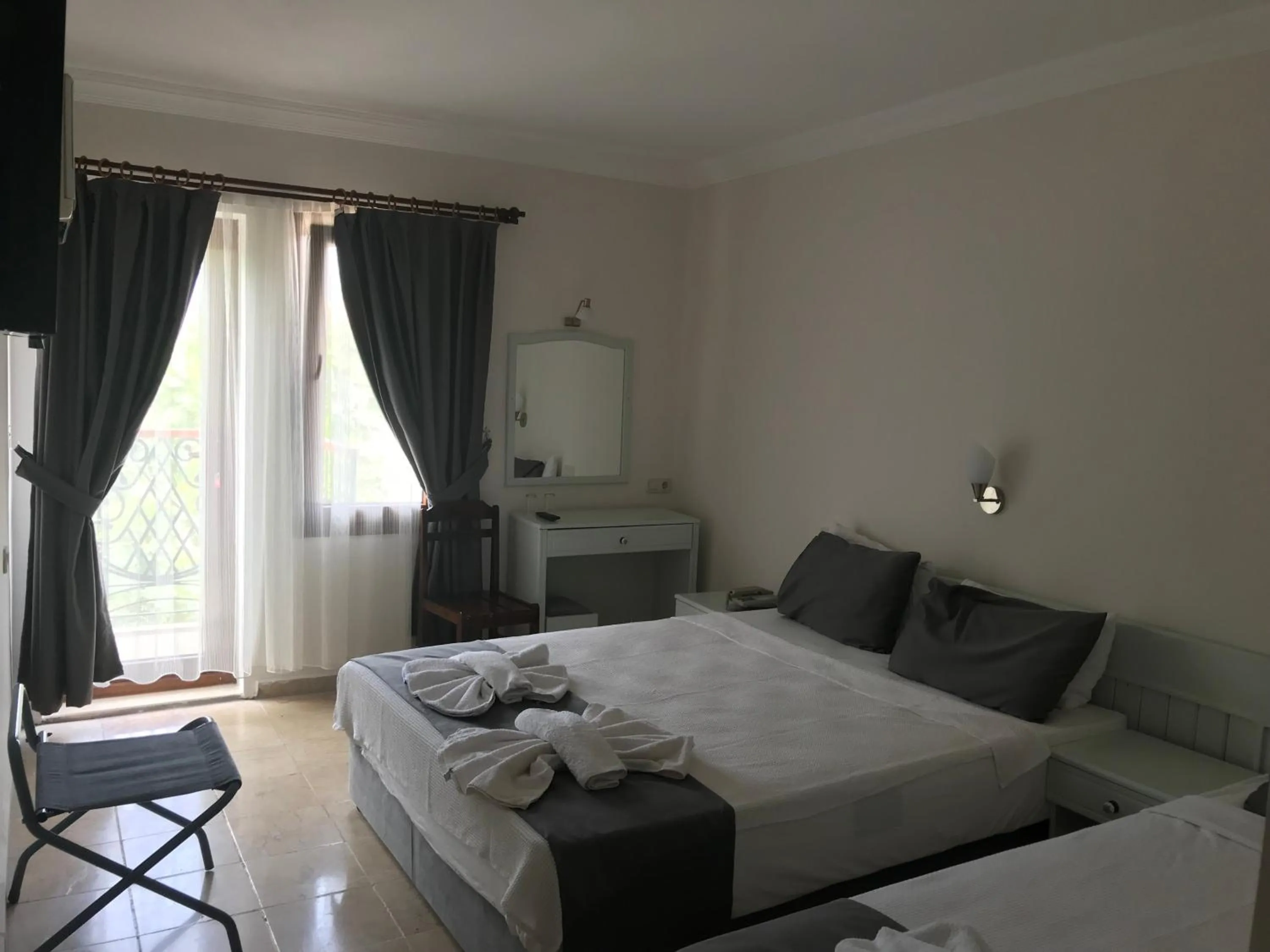 Photo of the whole room, Bed in Kilim Hotel & Apart