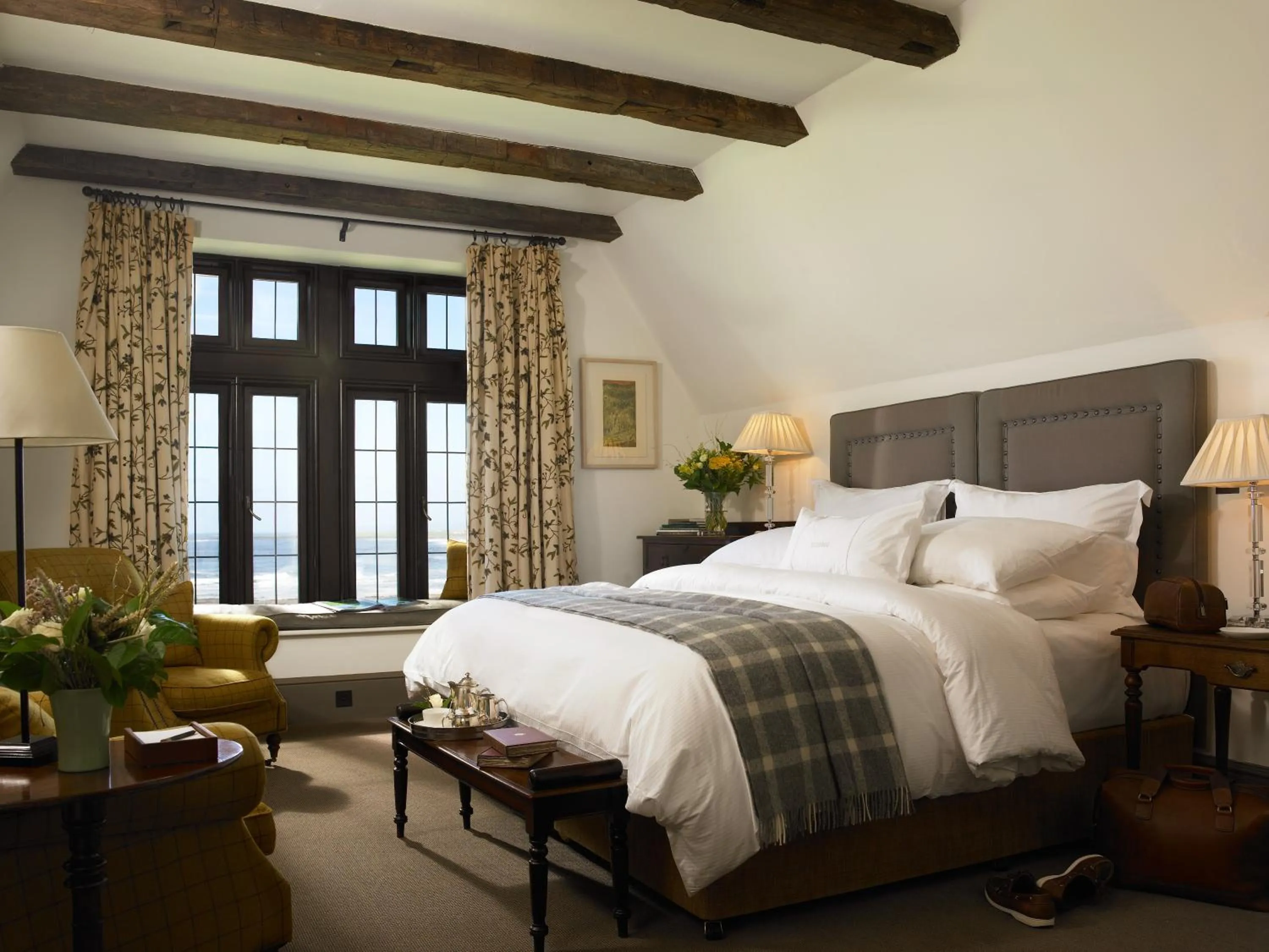 Bedroom, Bed in Trump International Golf Links & Hotel Doonbeg Ireland