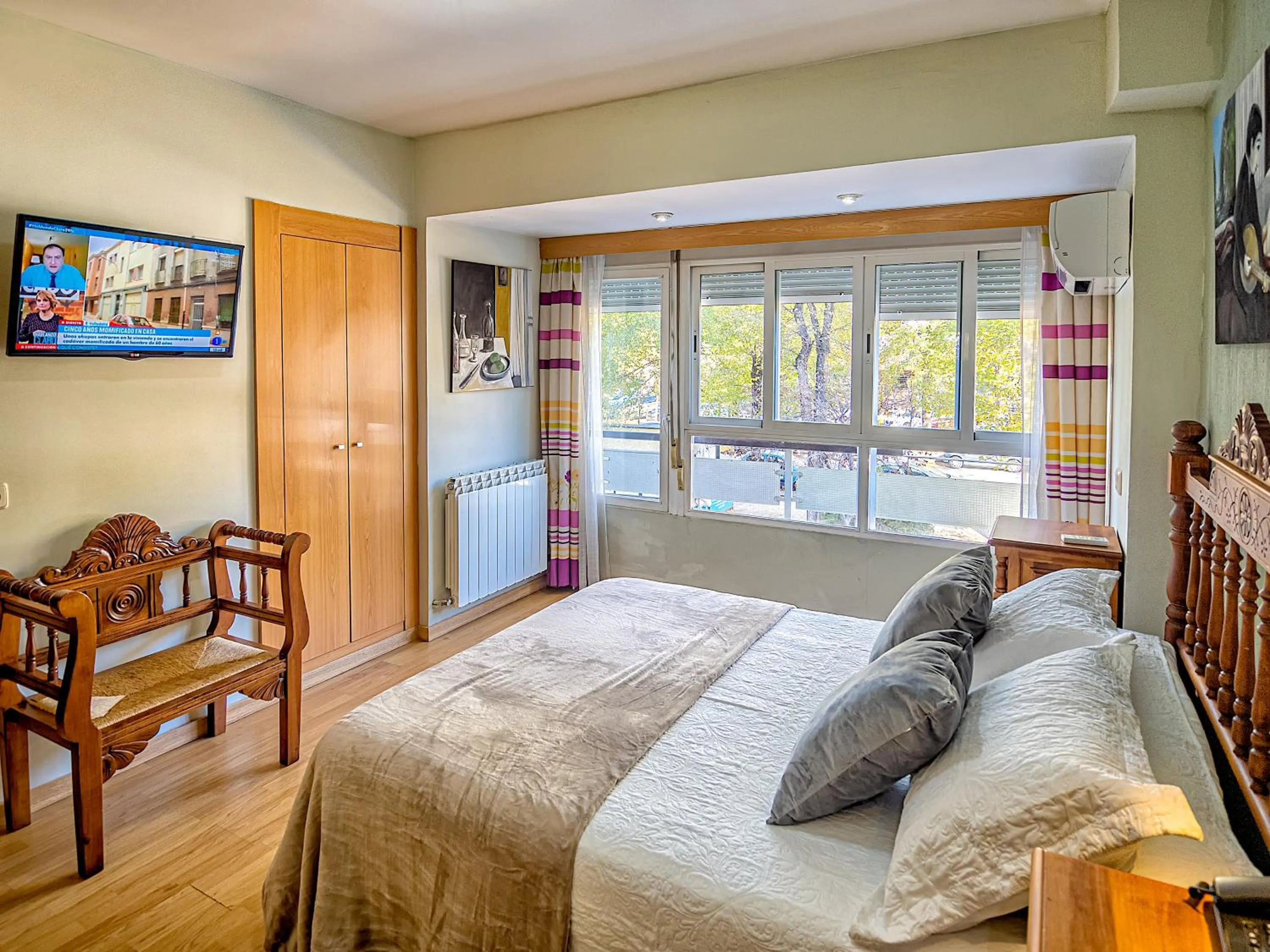 Bed in Hostal Real Aranjuez