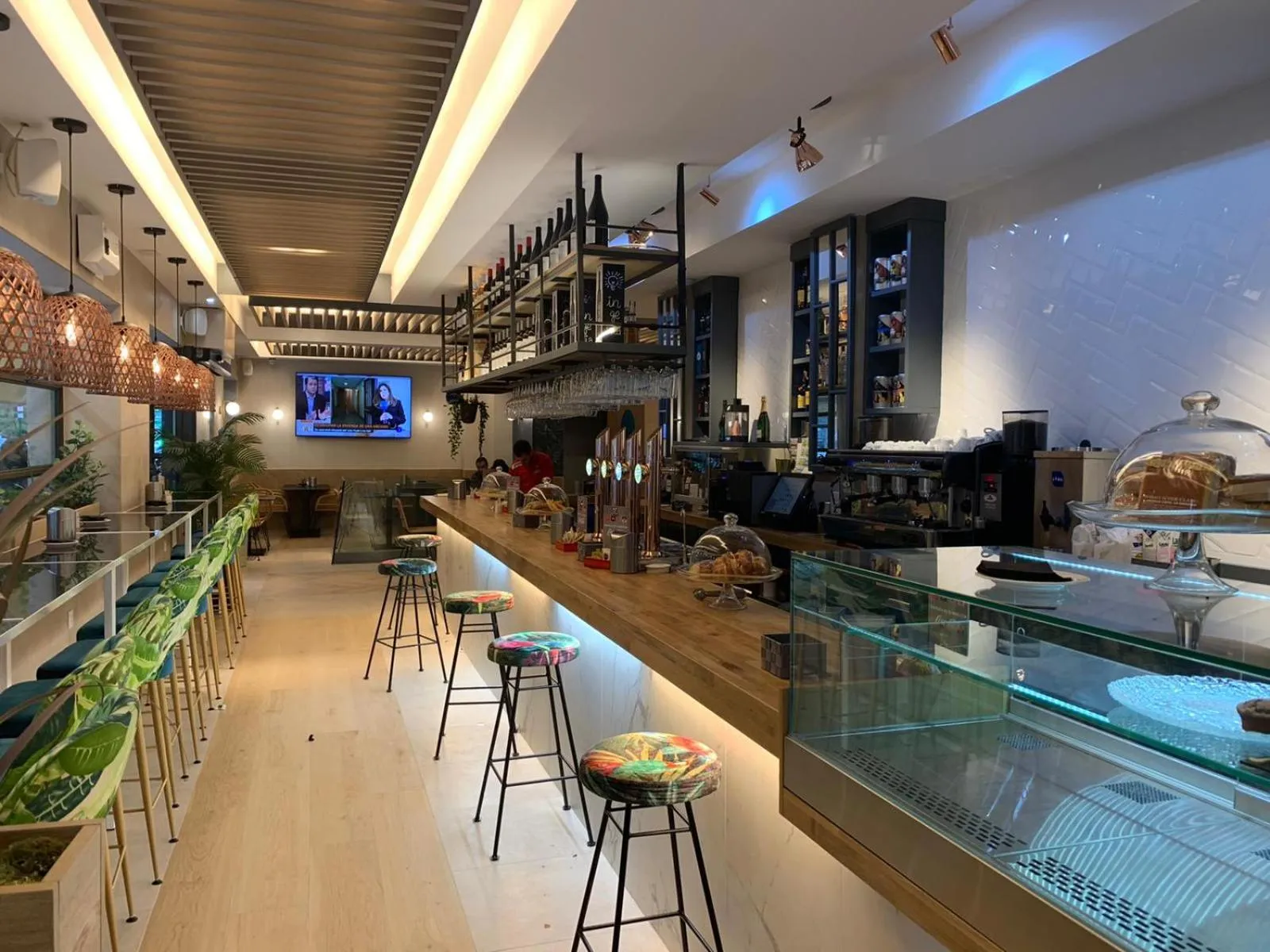 Restaurant/places to eat in Hostal Real Aranjuez