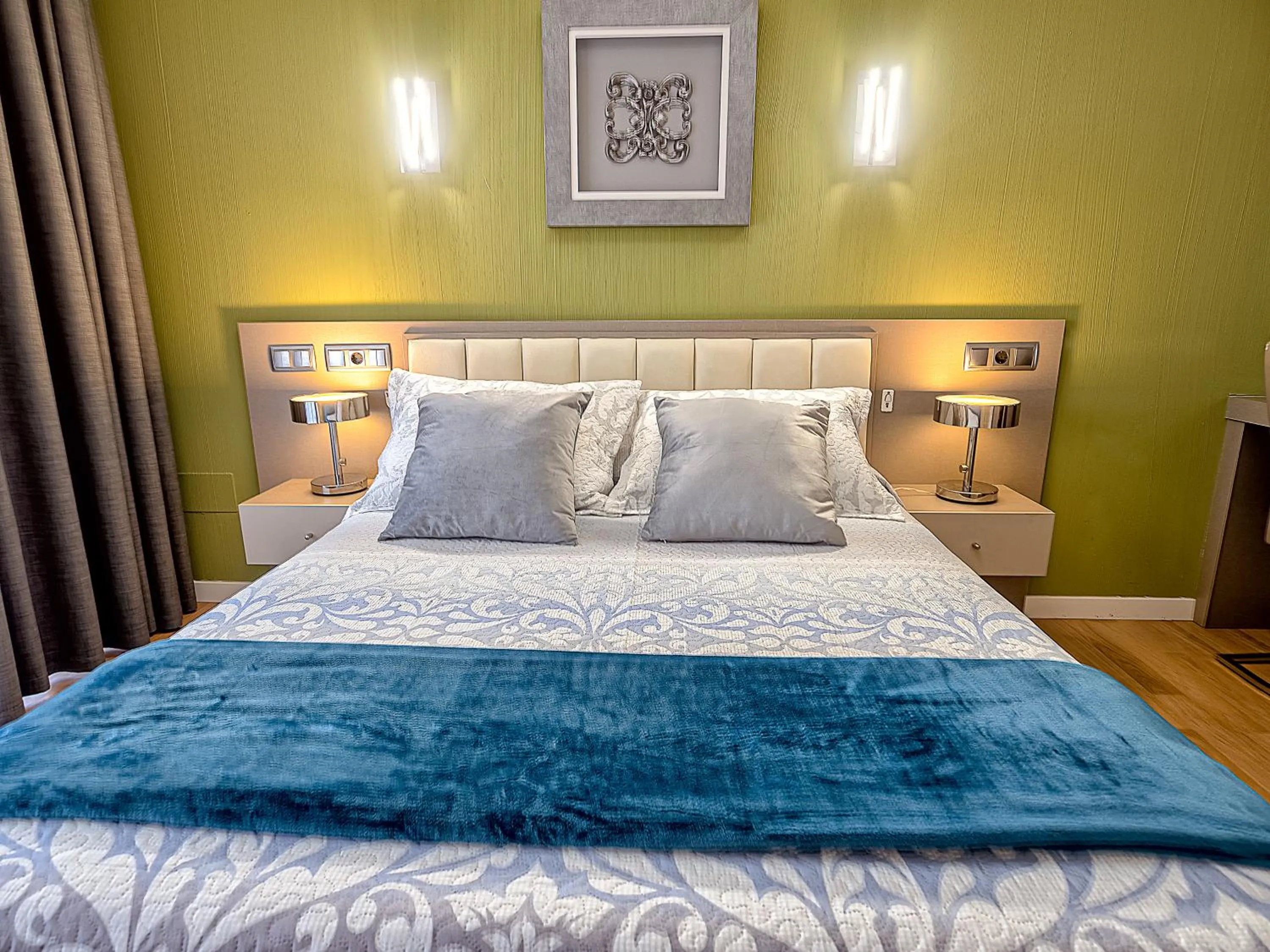 Bed in Hostal Real Aranjuez