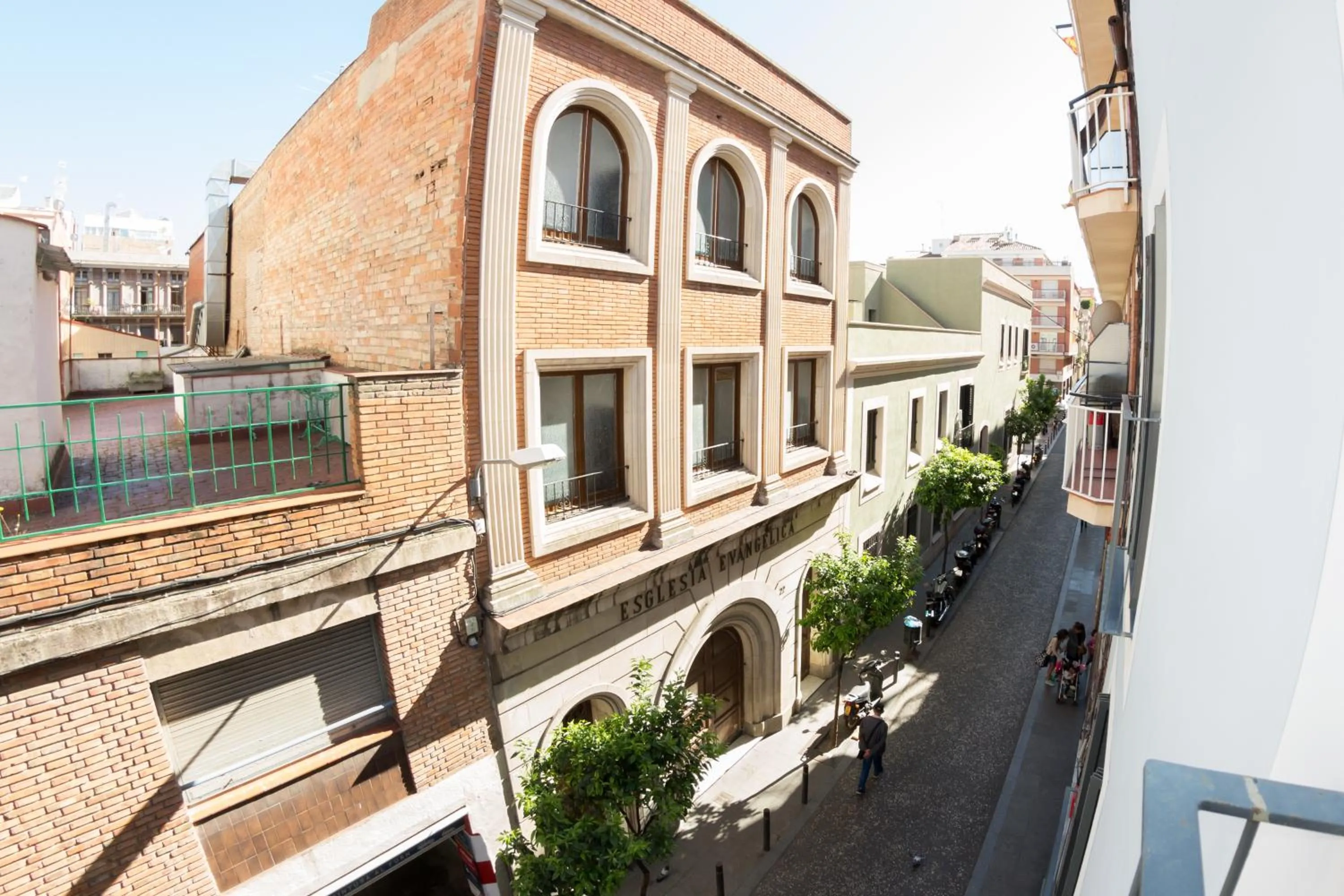 Neighbourhood in Sant Jordi Hostels Gracia