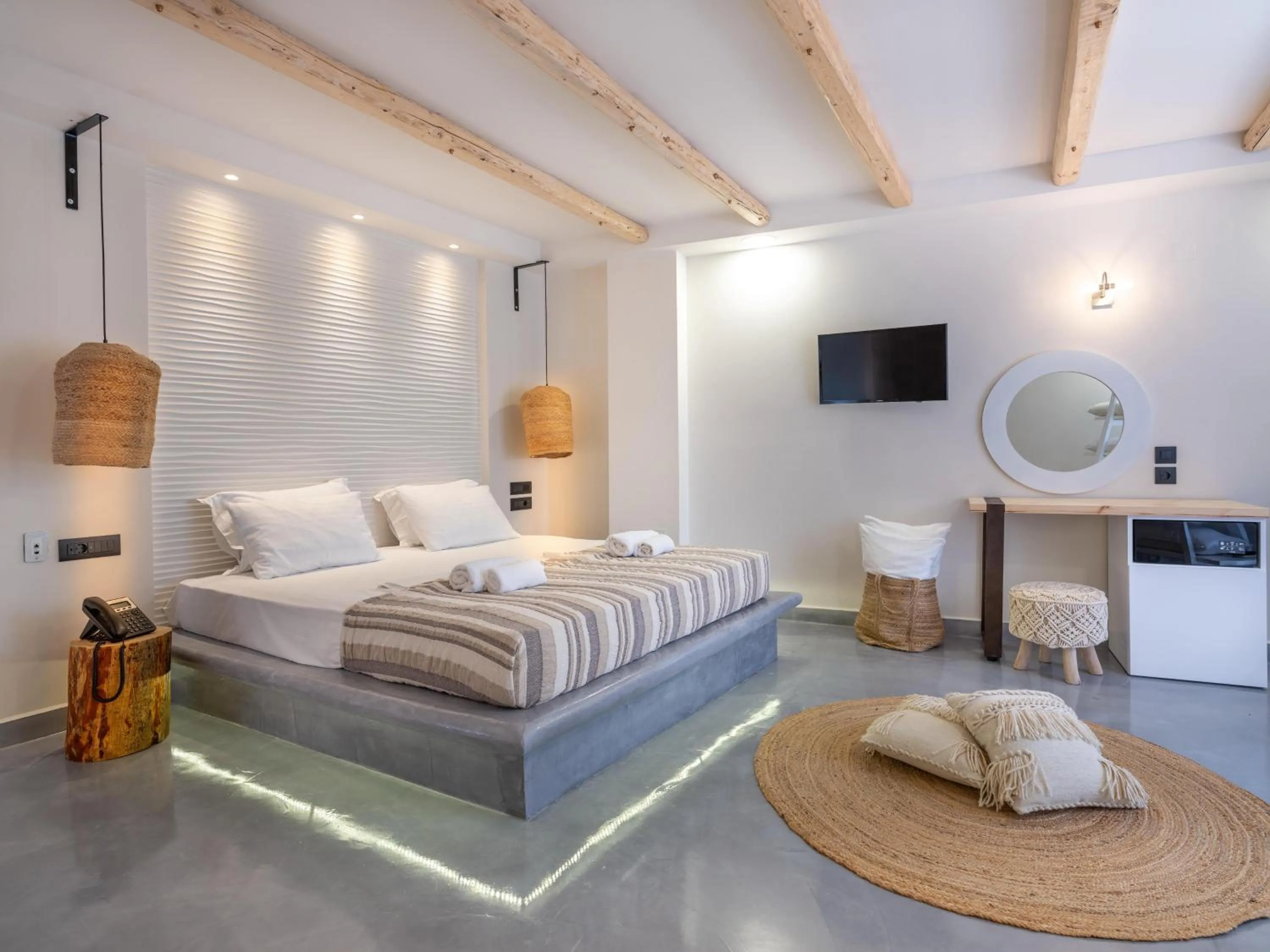 Bed in Eva Mare Hotel & Suites - Adults only