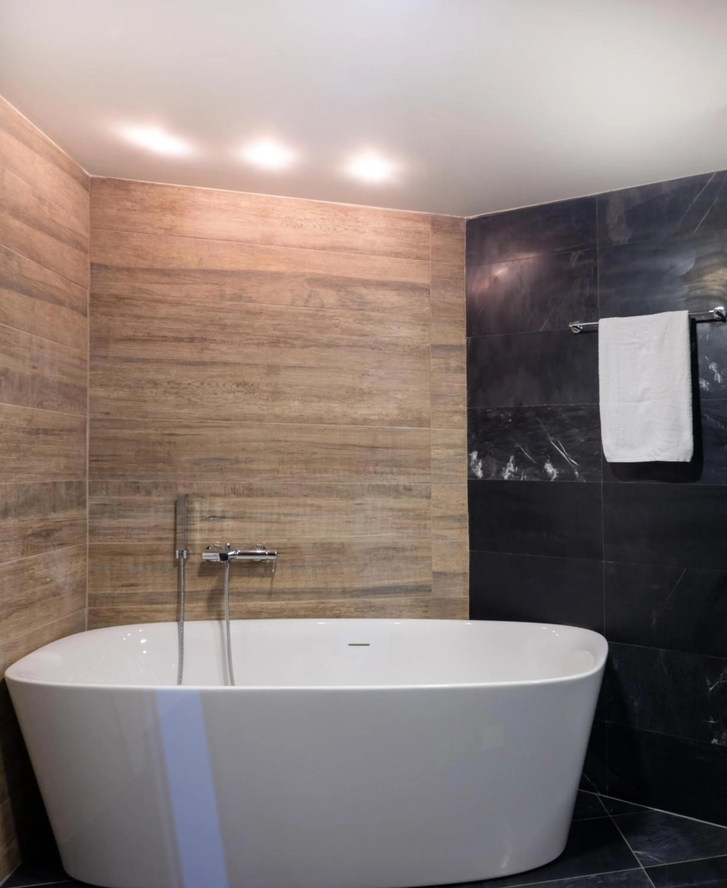 Hot Tub in Eva Mare Hotel & Suites - Adults only