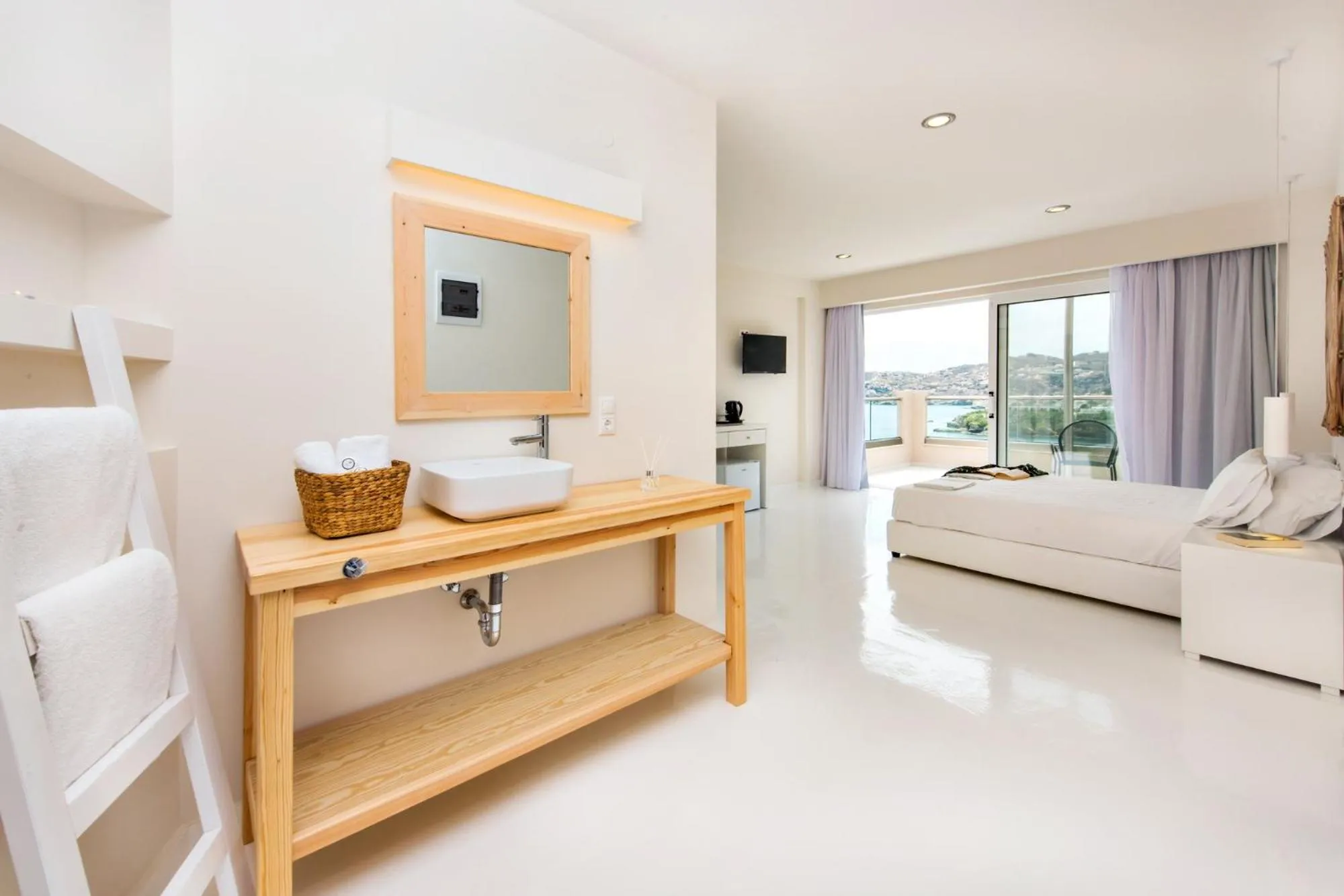 Bed in Eva Mare Hotel & Suites - Adults only