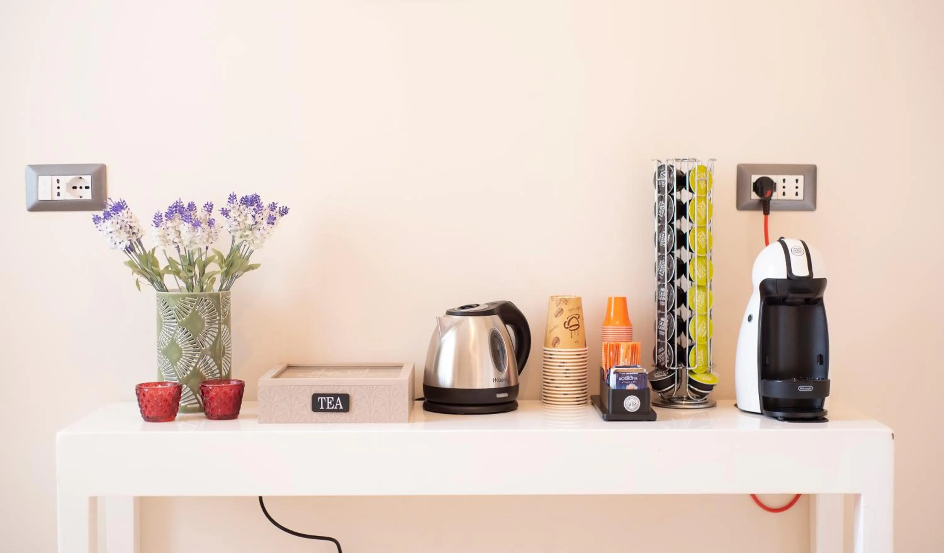Coffee/tea facilities in Vanvitelli Domus