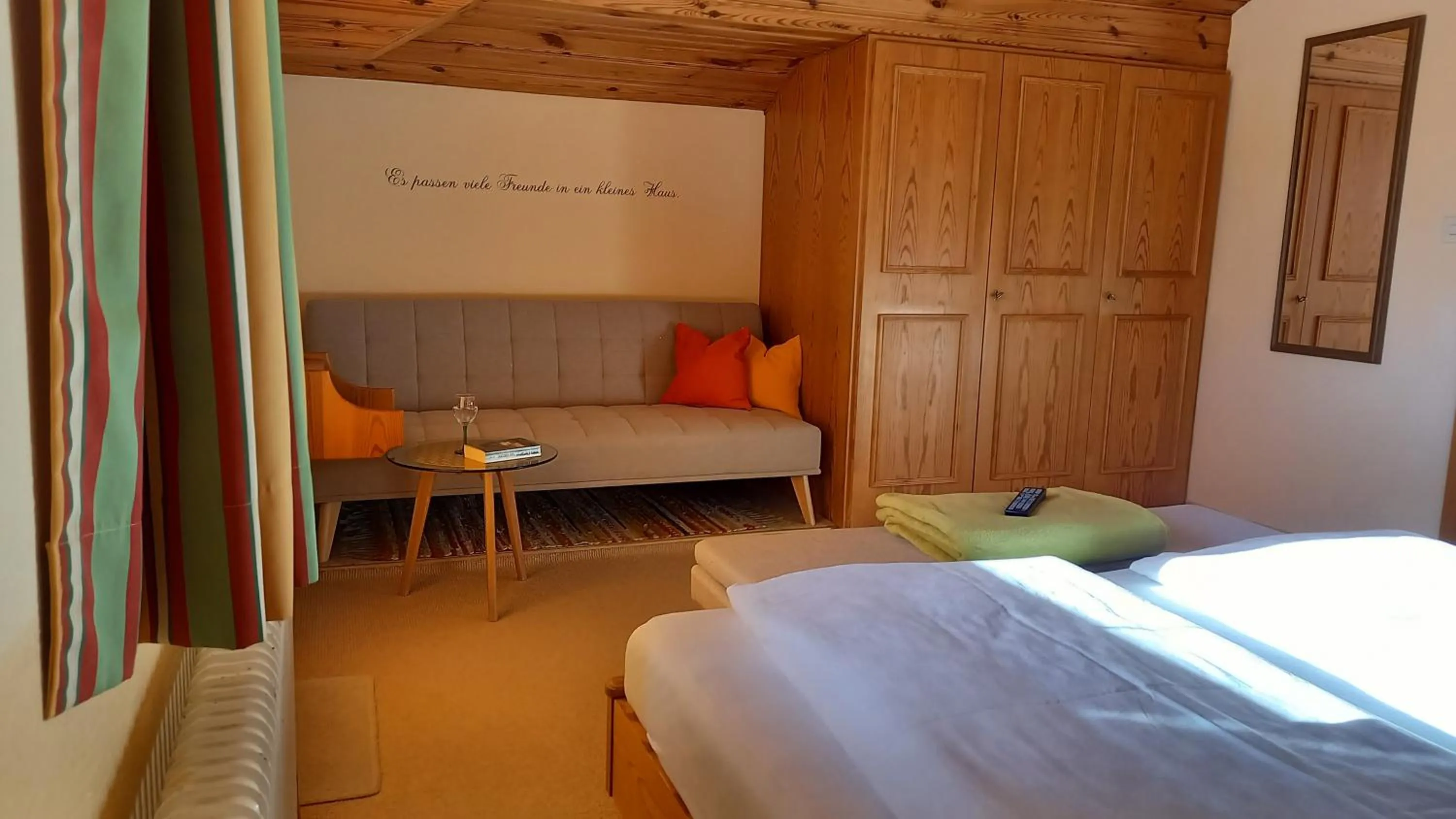 Bedroom, Bed in Pension Felsenheim