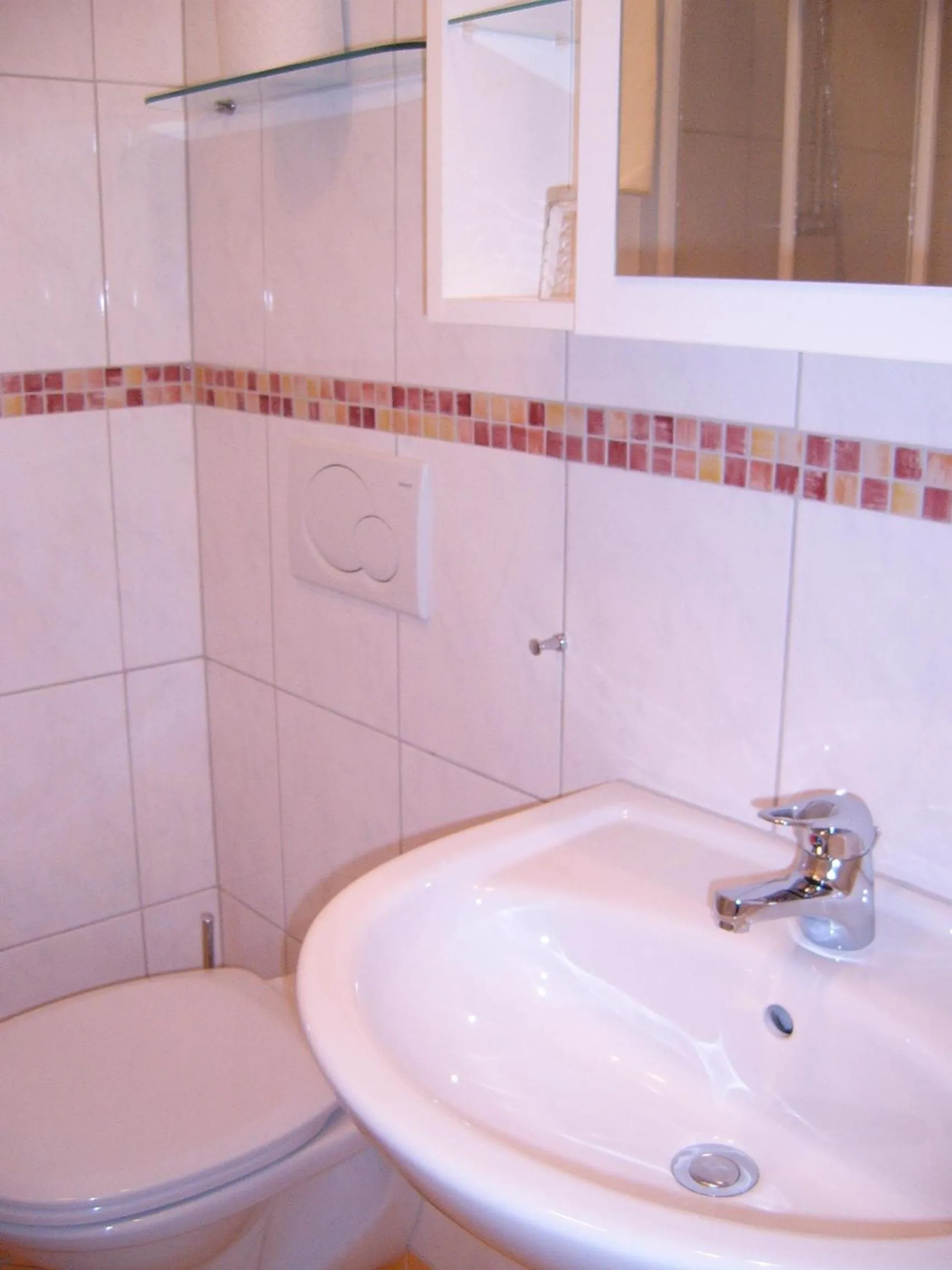 Bathroom in Pension Felsenheim