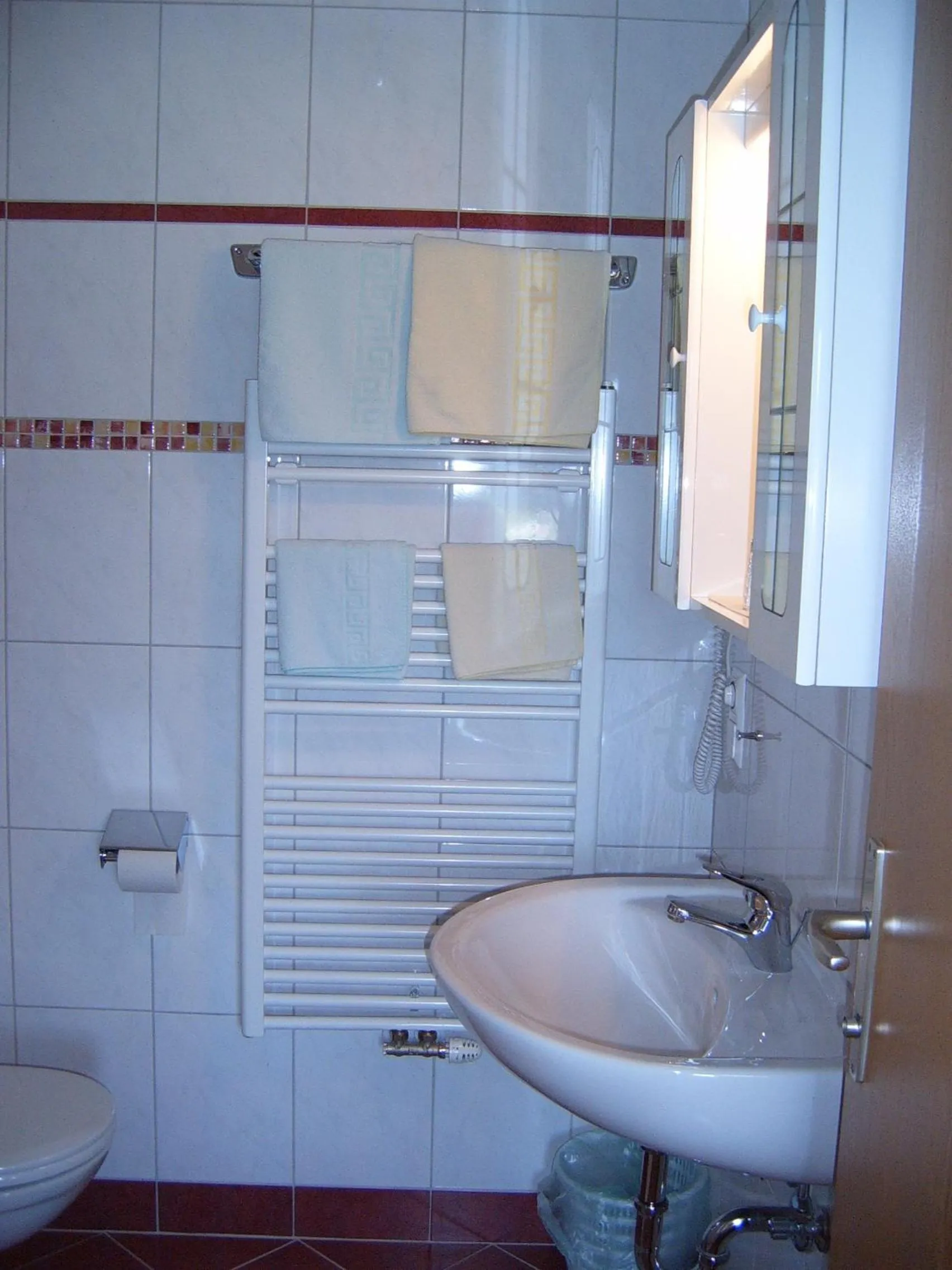 Bathroom in Pension Felsenheim