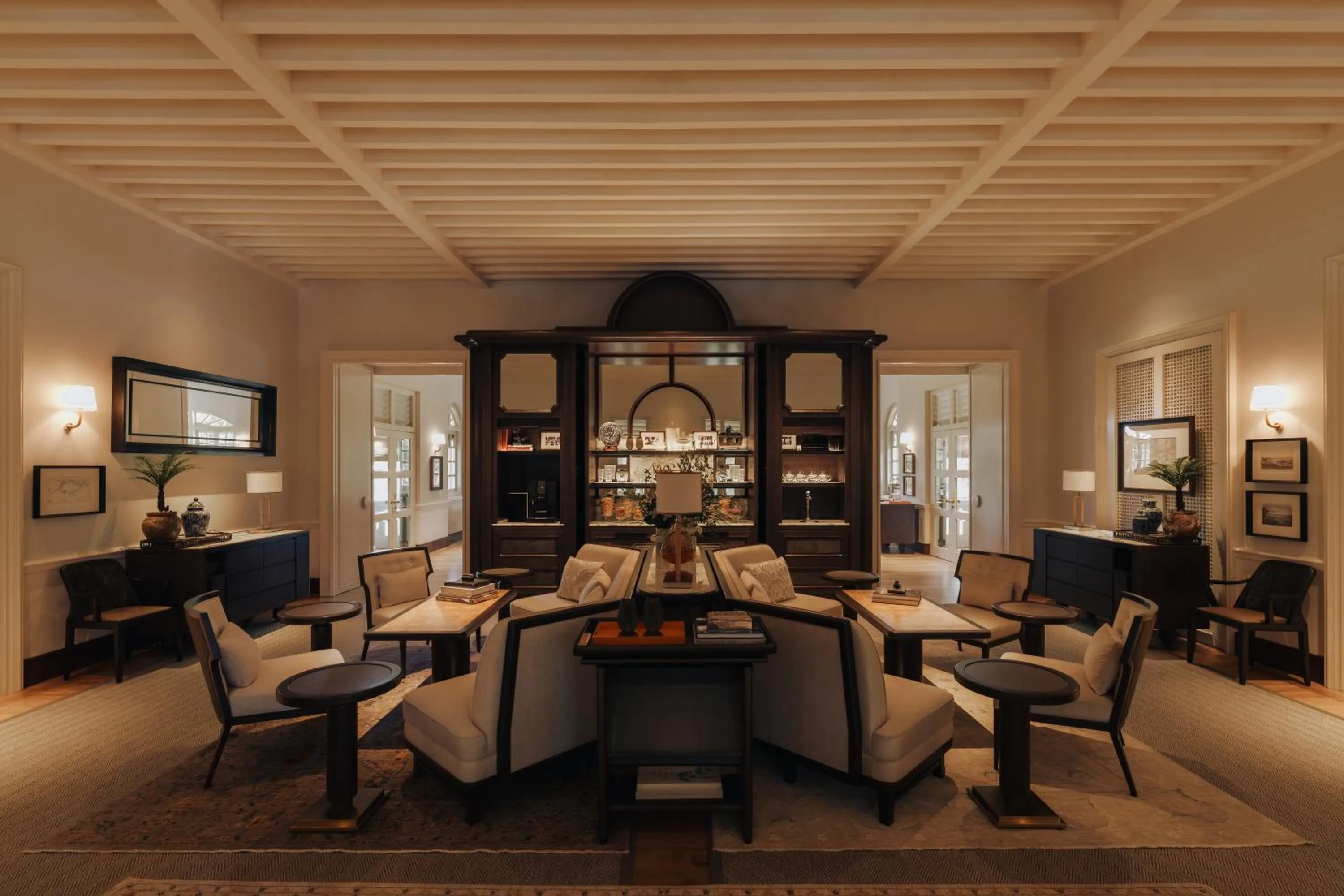 Lounge or bar in Capella Singapore