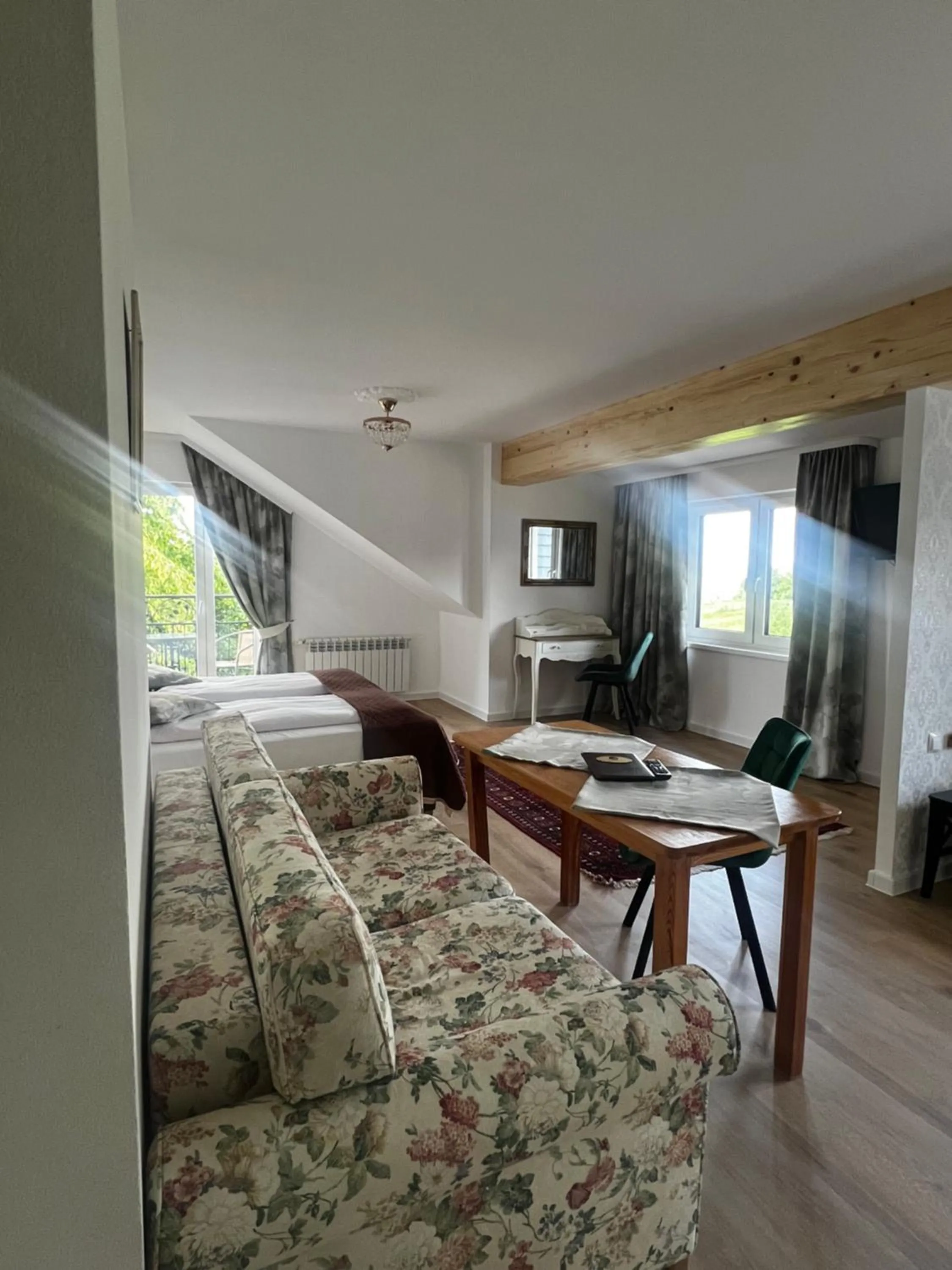 Photo of the whole room in Villa Słonecznego Wzgórza