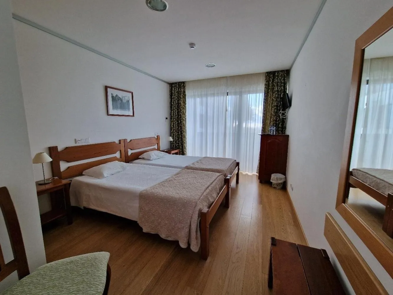 Bedroom, Bed in Hotel Senhora do Espinheiro