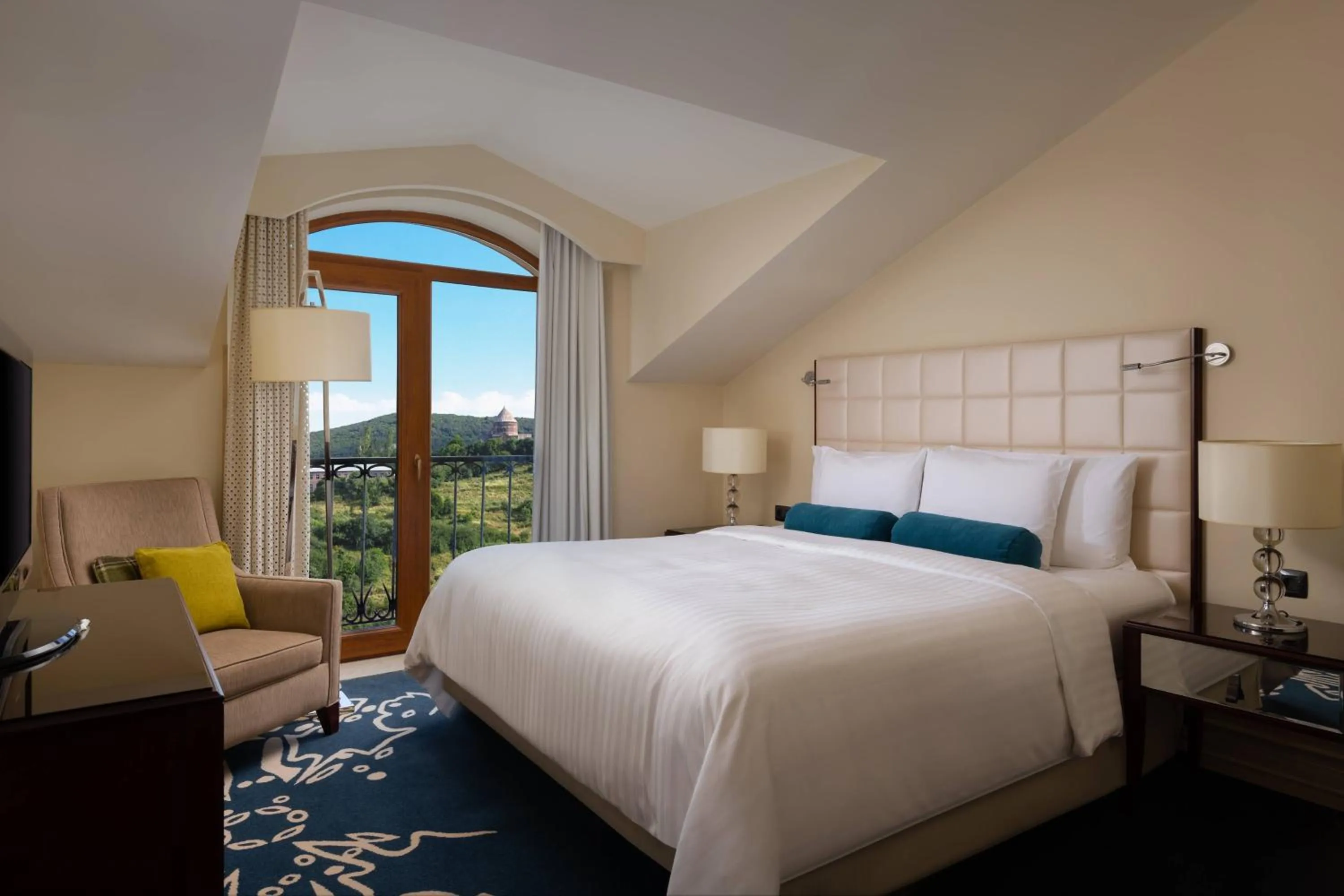 Photo of the whole room, Bed in Tsaghkadzor Marriott Hotel